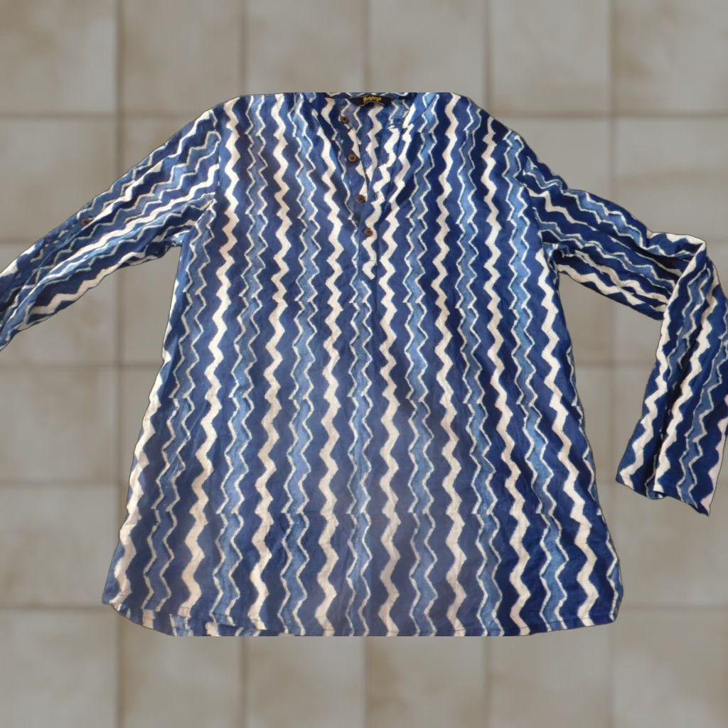 Vintage Bandeya Womens Blouse M Striped Button Long Sleeve V-Neck Pullover Casual Blue Cotton Regular Ruffle Accent 100% Down Fabric Down No holes or tears Size M / US 6-8 / IT 42-44 - 1 Thumbnail
