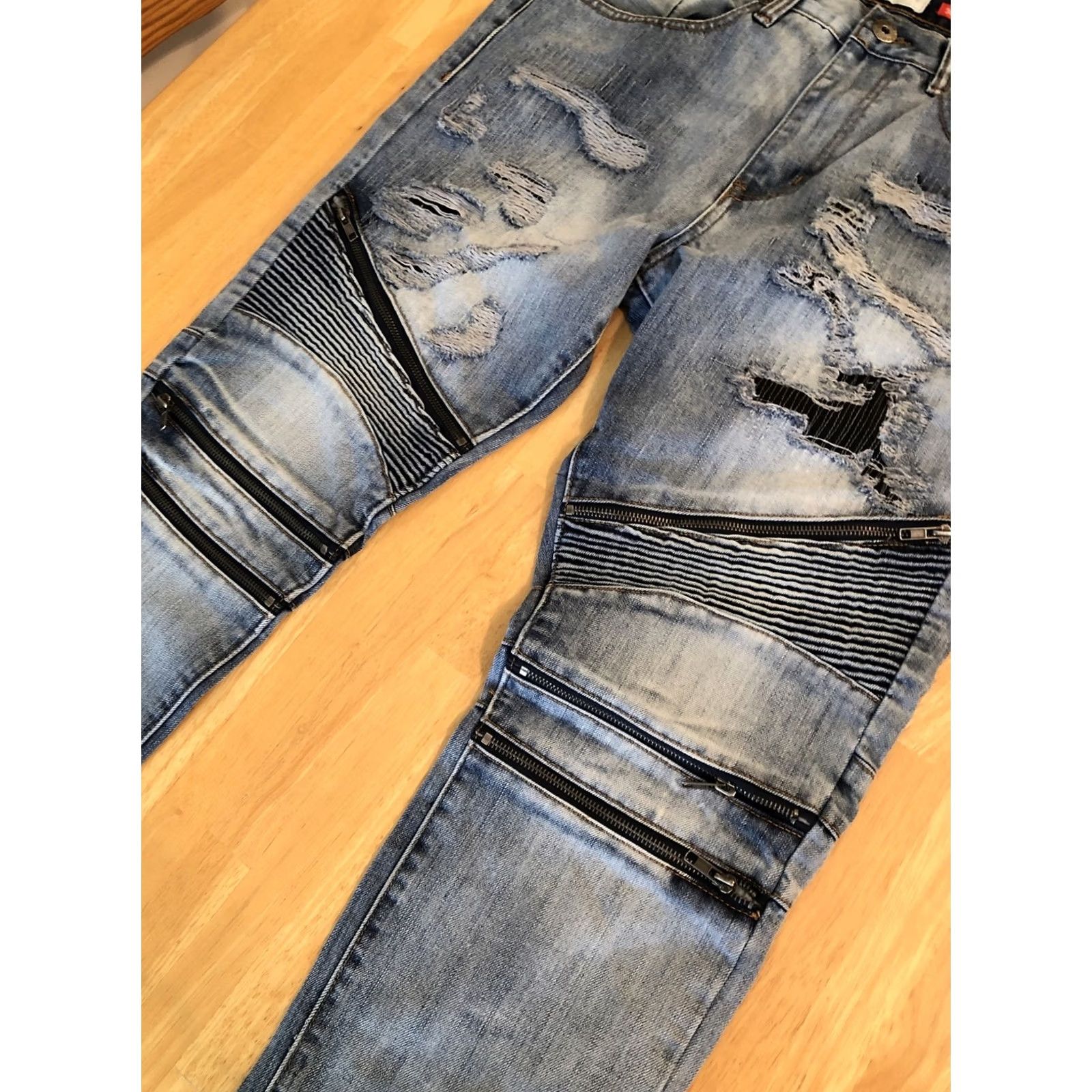 Vintage Ranch & Dvlpmnt Jeans Men’s Distressed Zippered High Rise 37x31 Blue Stone Denim Straight 5-Pocket Mens Regular Waist 36/37 Size US 36 / EU 52 - 4 Thumbnail