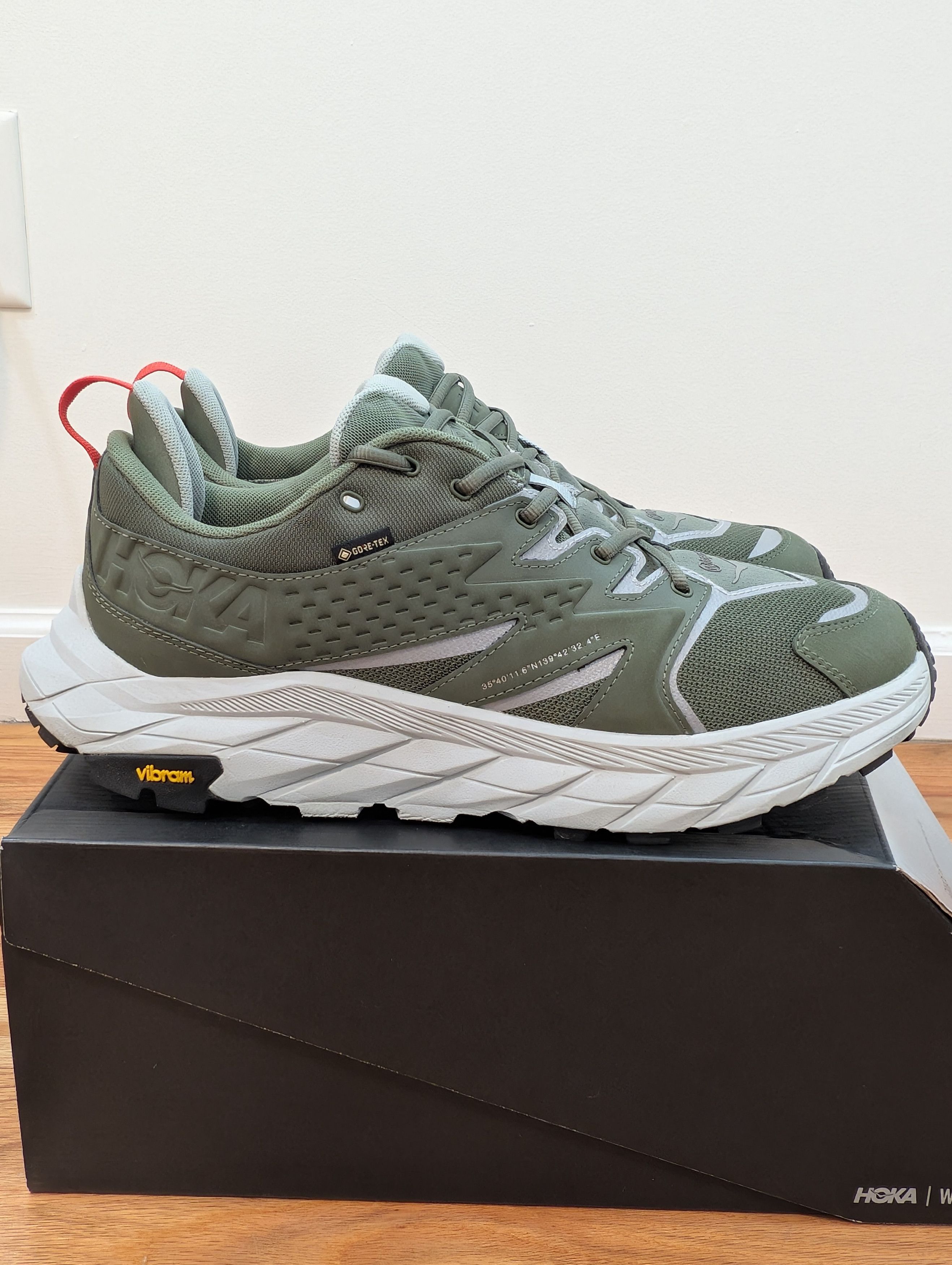 Hoka × Wtaps HOKA x WTAPS Anacapa Low GTX US12 Like New Size US 12 / EU 45 - 6 Thumbnail