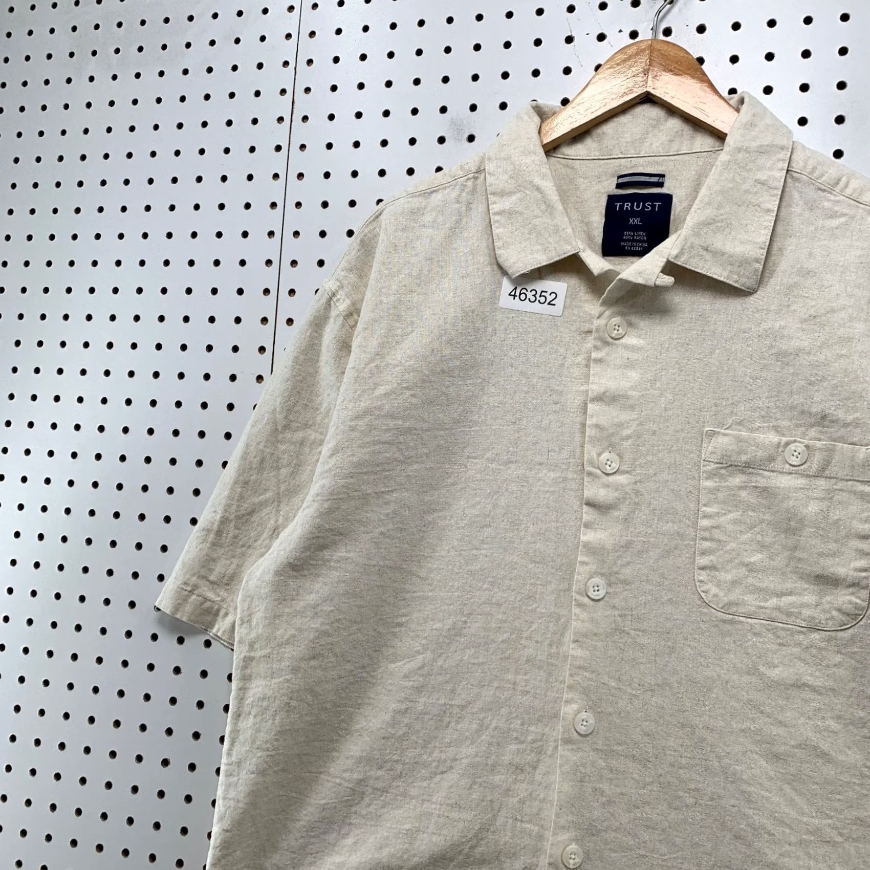 Vintage Trust Button Shirt Mens 2XL Beige Short Sleeve Pocket Linen Beach Size US XXL / EU 58 / 5 - 5 Thumbnail