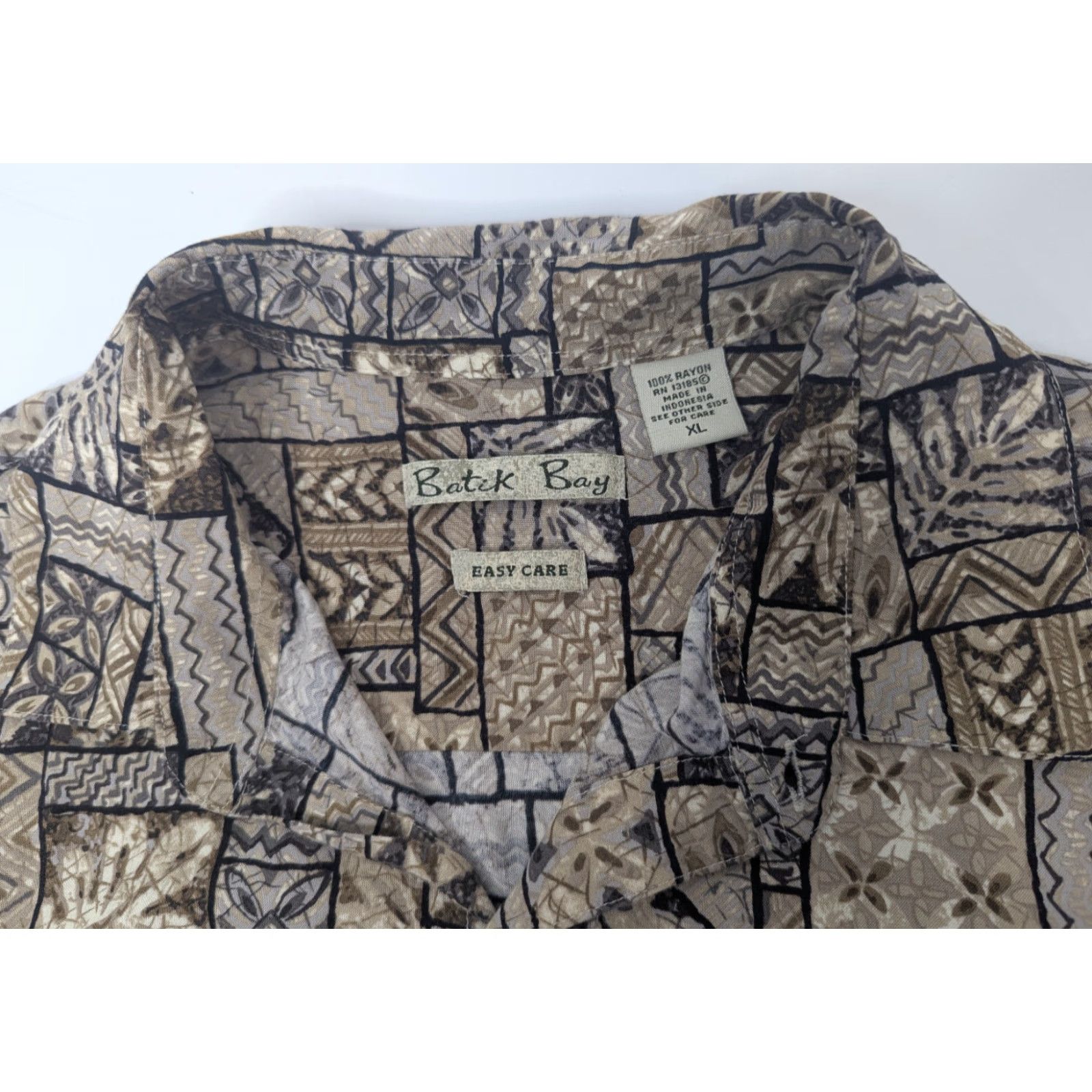 Vintage Batik Bay Men's Hawaiian Shirt XL Short Sleeve Button Tribal Palm Trees Camp Size US XL / EU 56 / 4 - 6 Thumbnail