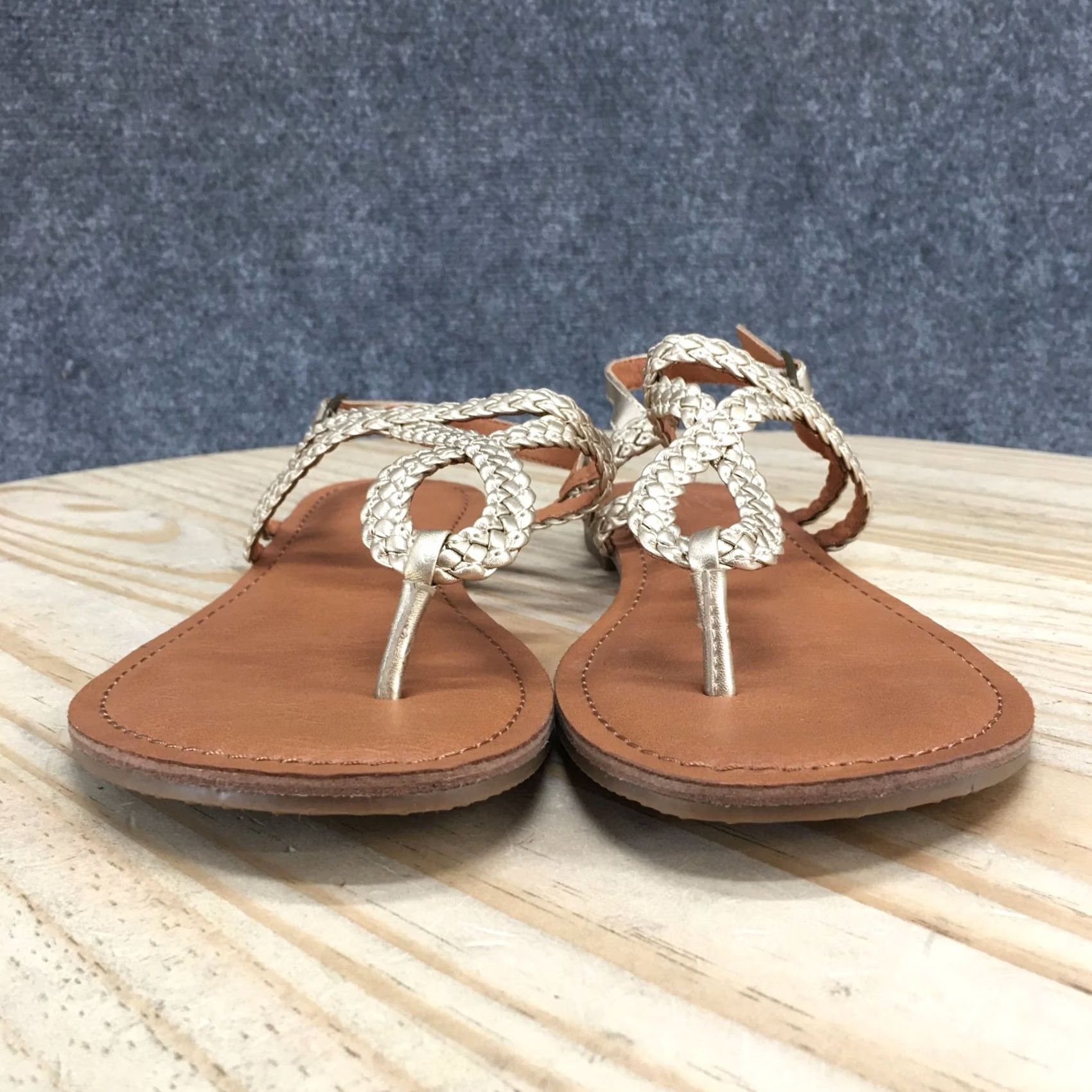 Vintage Universal Thread Sandals Women 9 Gold Slingback Buckle Casual Shoes Size US 9 / IT 39 - 4 Thumbnail