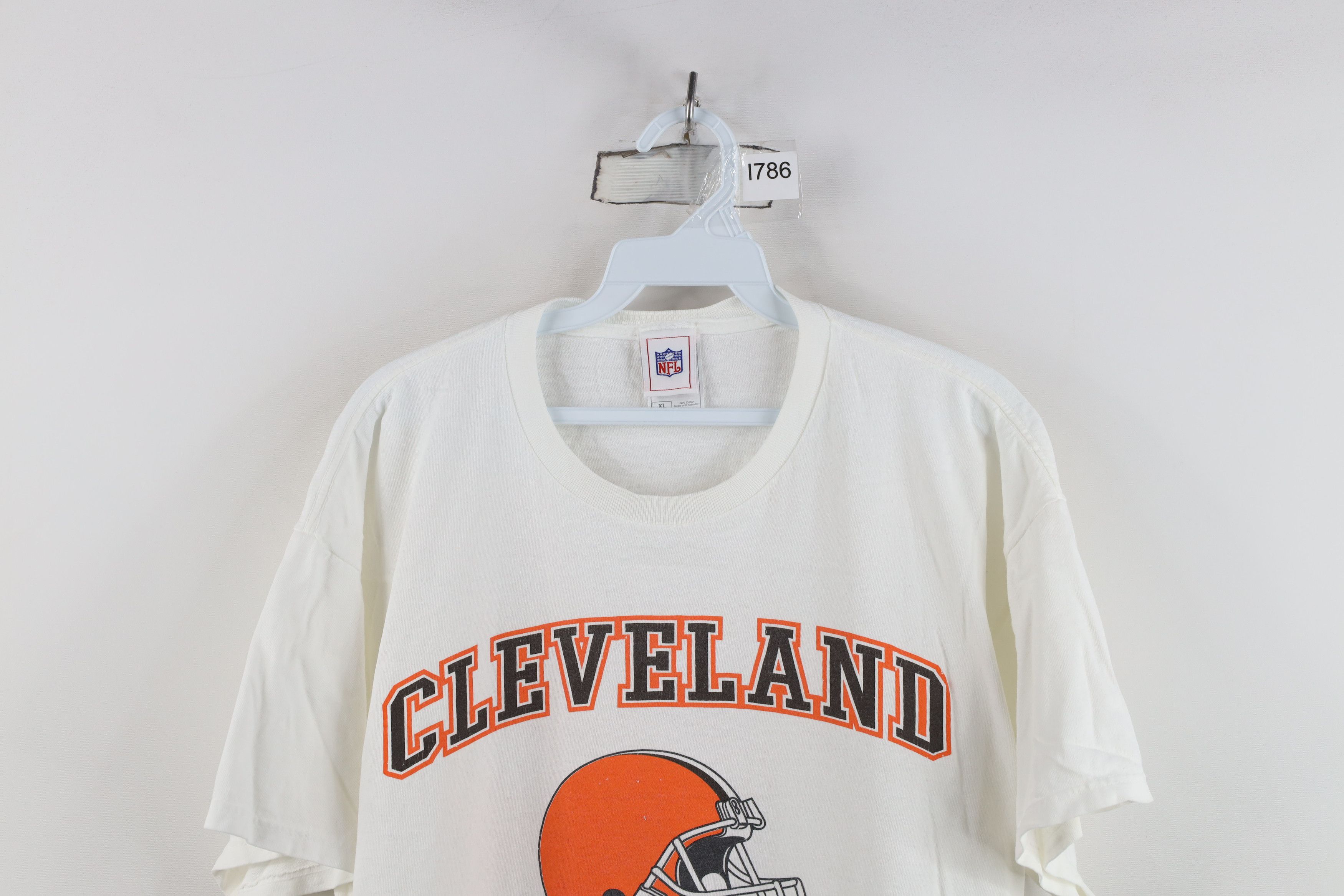 Vintage Vintage NFL Spell Cleveland Browns Football T-Shirt White Size US XL / EU 56 / 4 - 2 Thumbnail