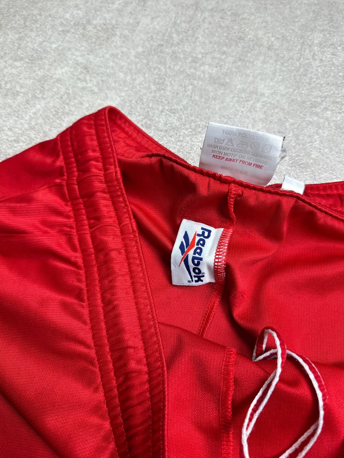 Reebok Vintage 90s Reebook Liverpool Football Shorts Rare M Size US 32 / EU 48 - 7 Thumbnail