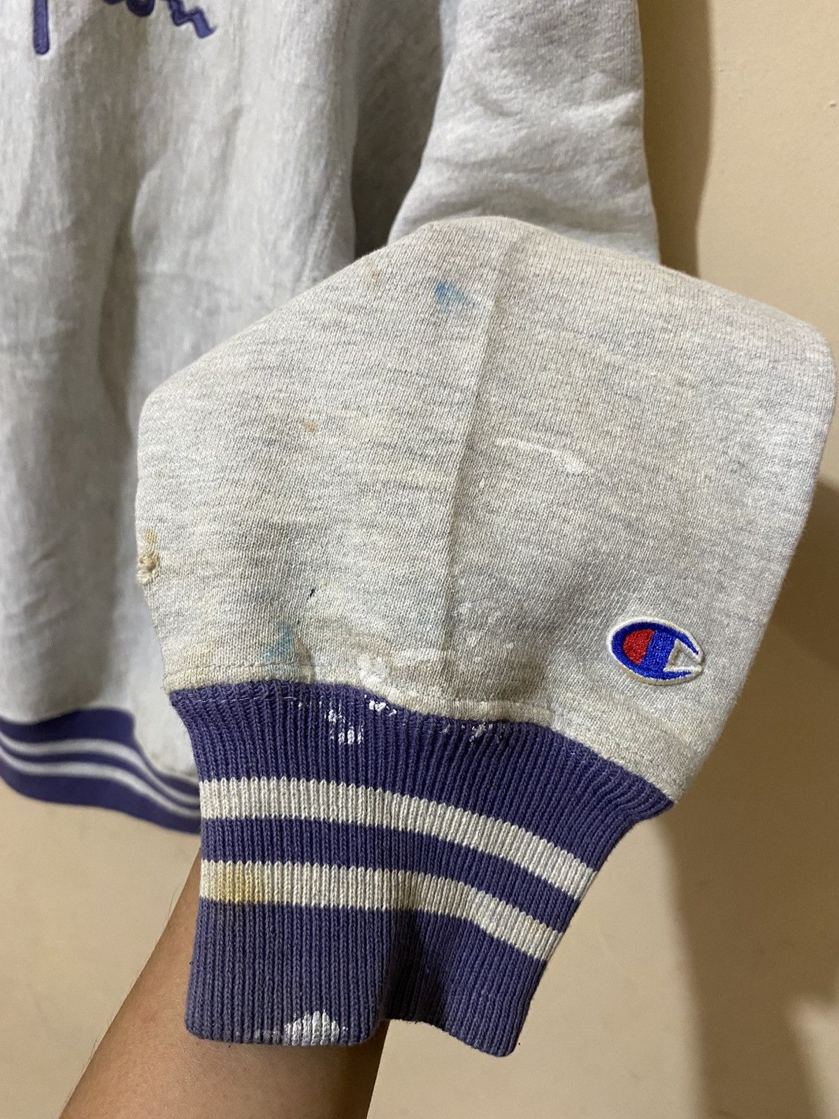 Champion 80s Vintage Champion Reverse Weave Big Logo Sweatshirt Size US L / EU 52-54 / 3 - 8 Thumbnail