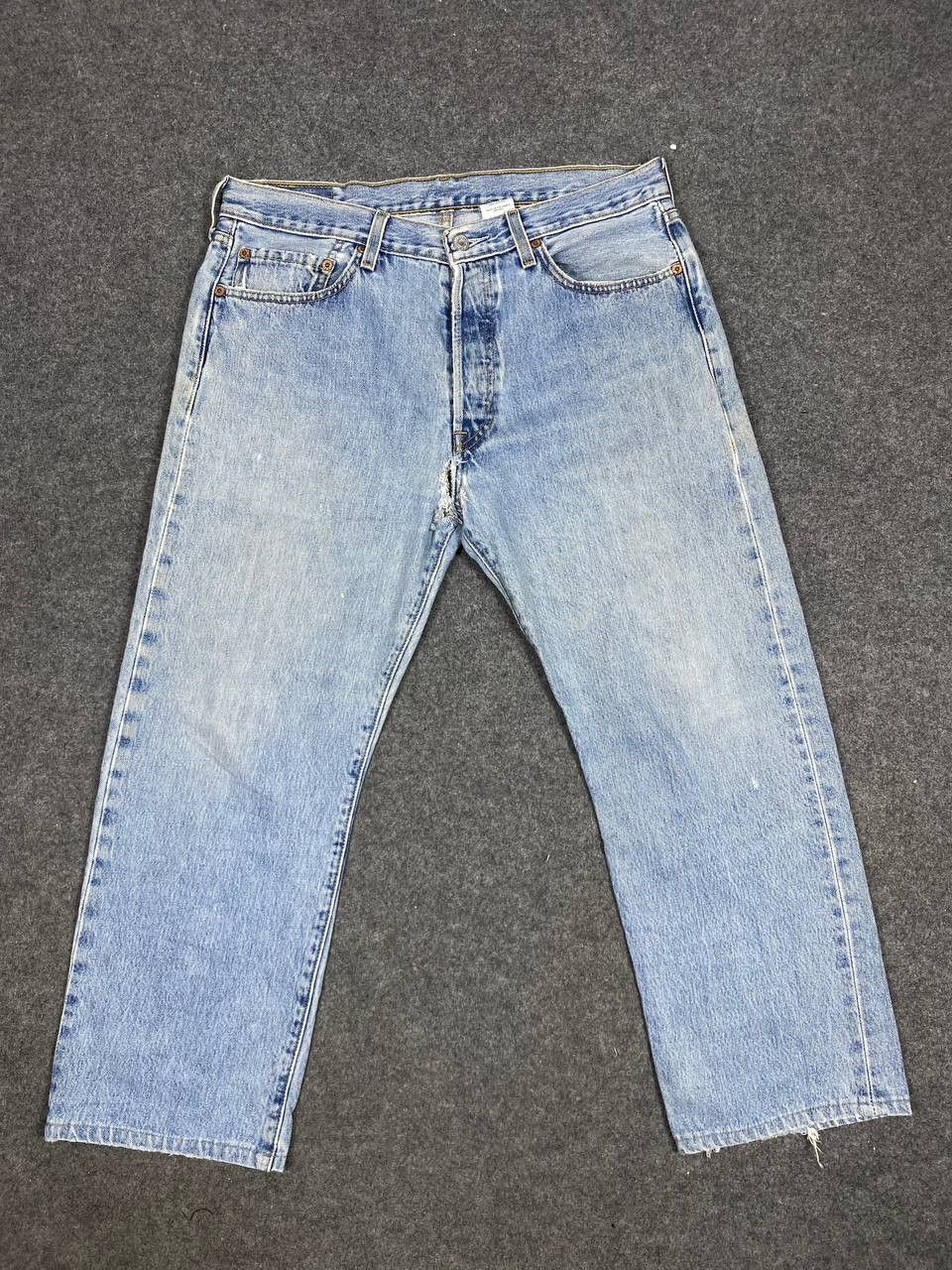 Levi's vintage levis 501 lightwash distressed denim nice design Size US 35 - 8 Thumbnail