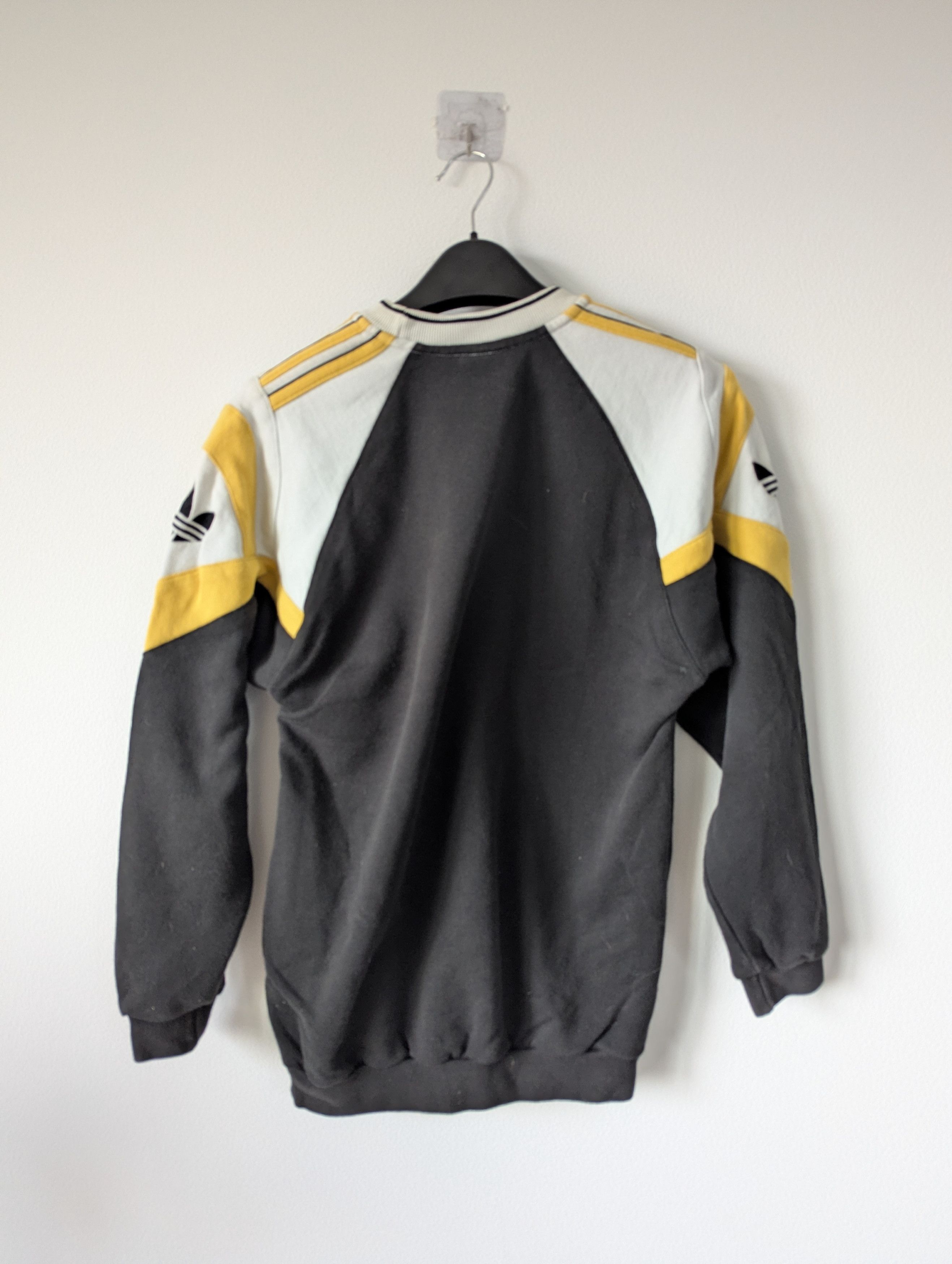 Adidas Adidas vintage crewneck y2k big logo Size US S / EU 44-46 / 1 - 2 Thumbnail