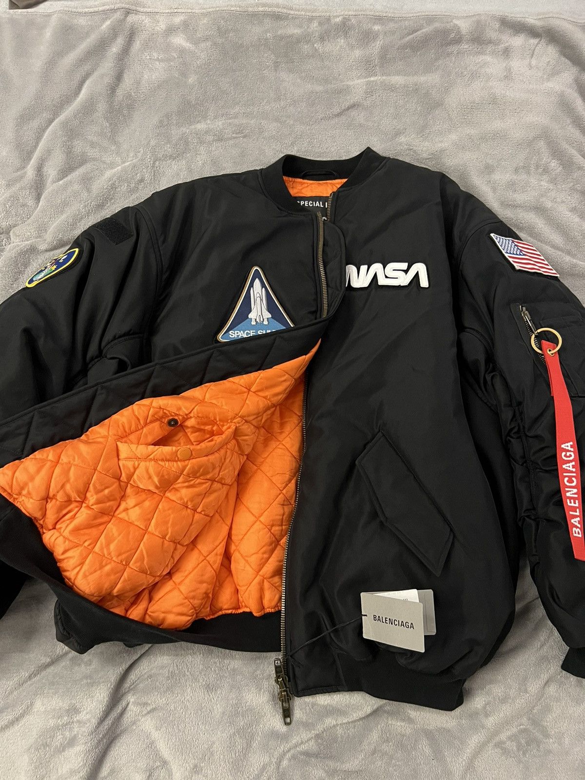 Balenciaga Balenciaga NASA bomber jacket Size US L / EU 52-54 / 3 - 10 Thumbnail
