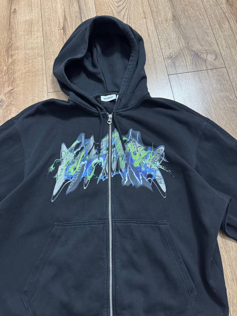 Weekday WEEKDAY Full-Zip Graphic Hoodie (Black) - Size S Size US S / EU 44-46 / 1 - 3 Thumbnail