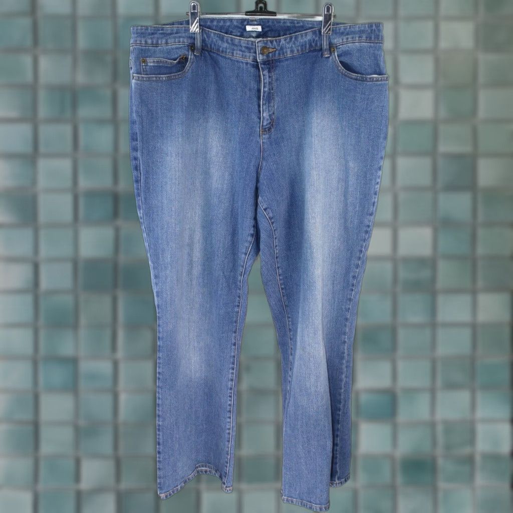 CO Liz & Co Plus Size Bootcut Jeans 12W High Rise Stretch Denim Blue 42X30 Womens Size 42" / US 20 - 1 Thumbnail