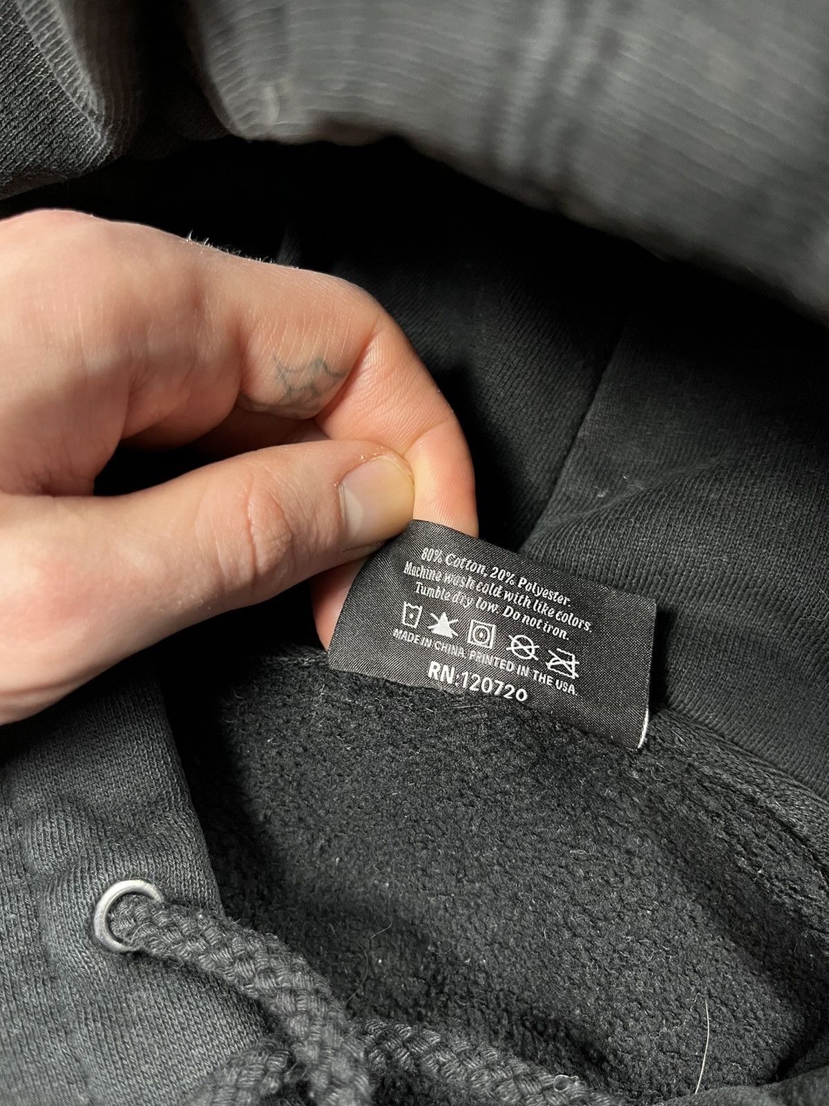 The Hundreds The hundreds spellout logo hoodie black on black Size US S / EU 44-46 / 1 - 5 Thumbnail
