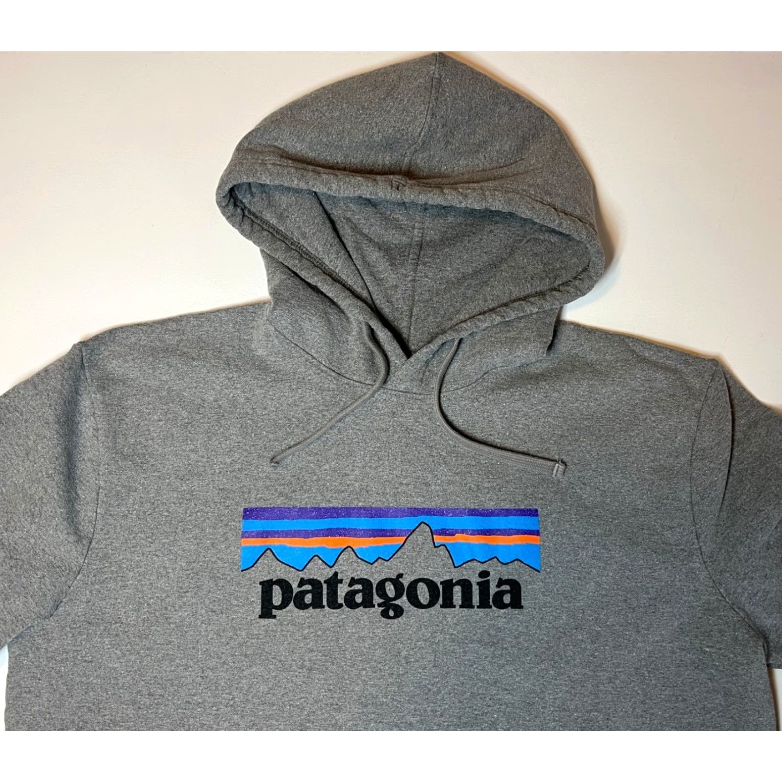 Patagonia Patagonia Men's P-6 Logo Uprisal Hoody Hoodie Regular Large Gray Size US L / EU 52-54 / 3 - 5 Thumbnail