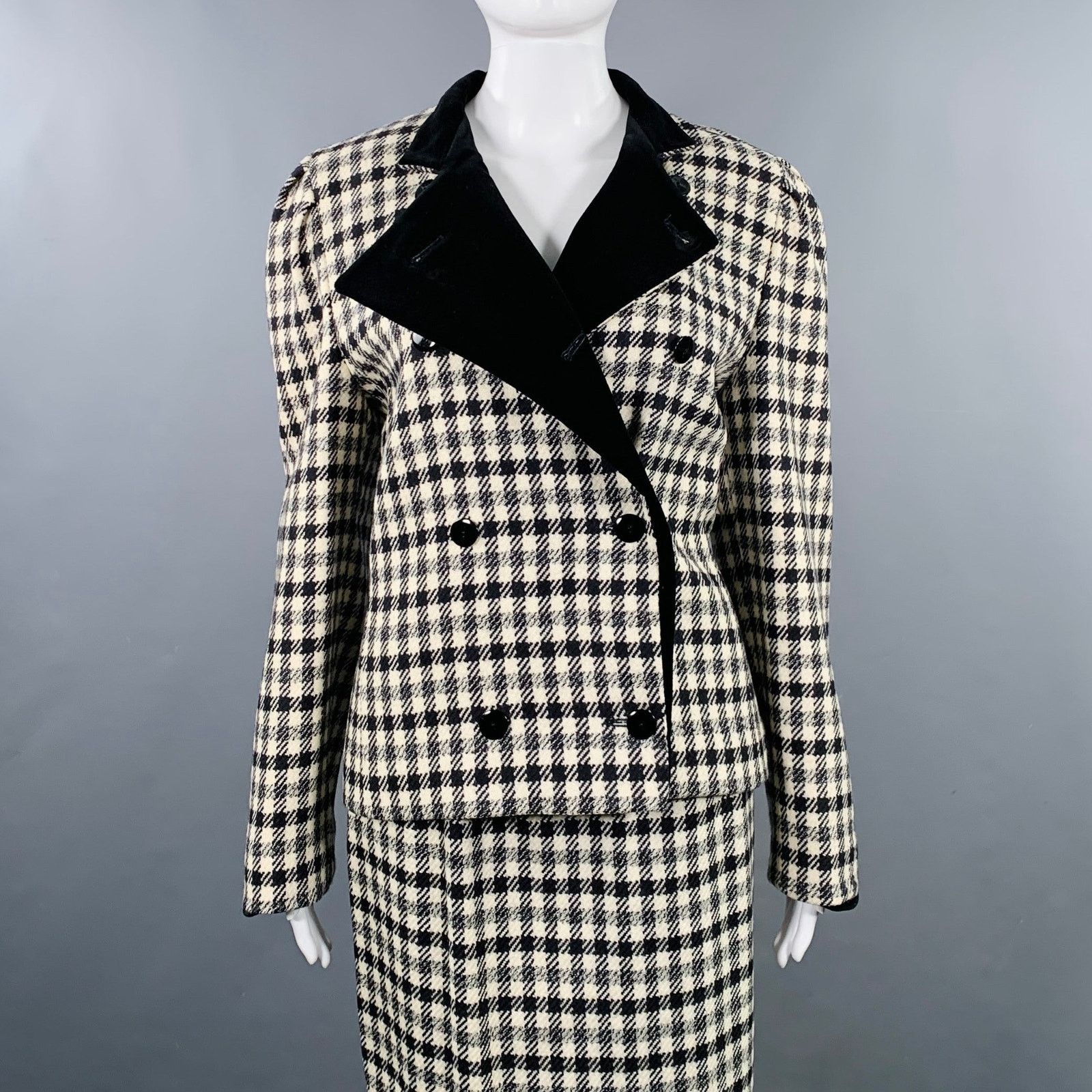 Louis Feraud 8 Black Cream Wool Houndstooth Double Breasted Skirt Set Size 30" / US 8 / IT 44 - 1 Thumbnail