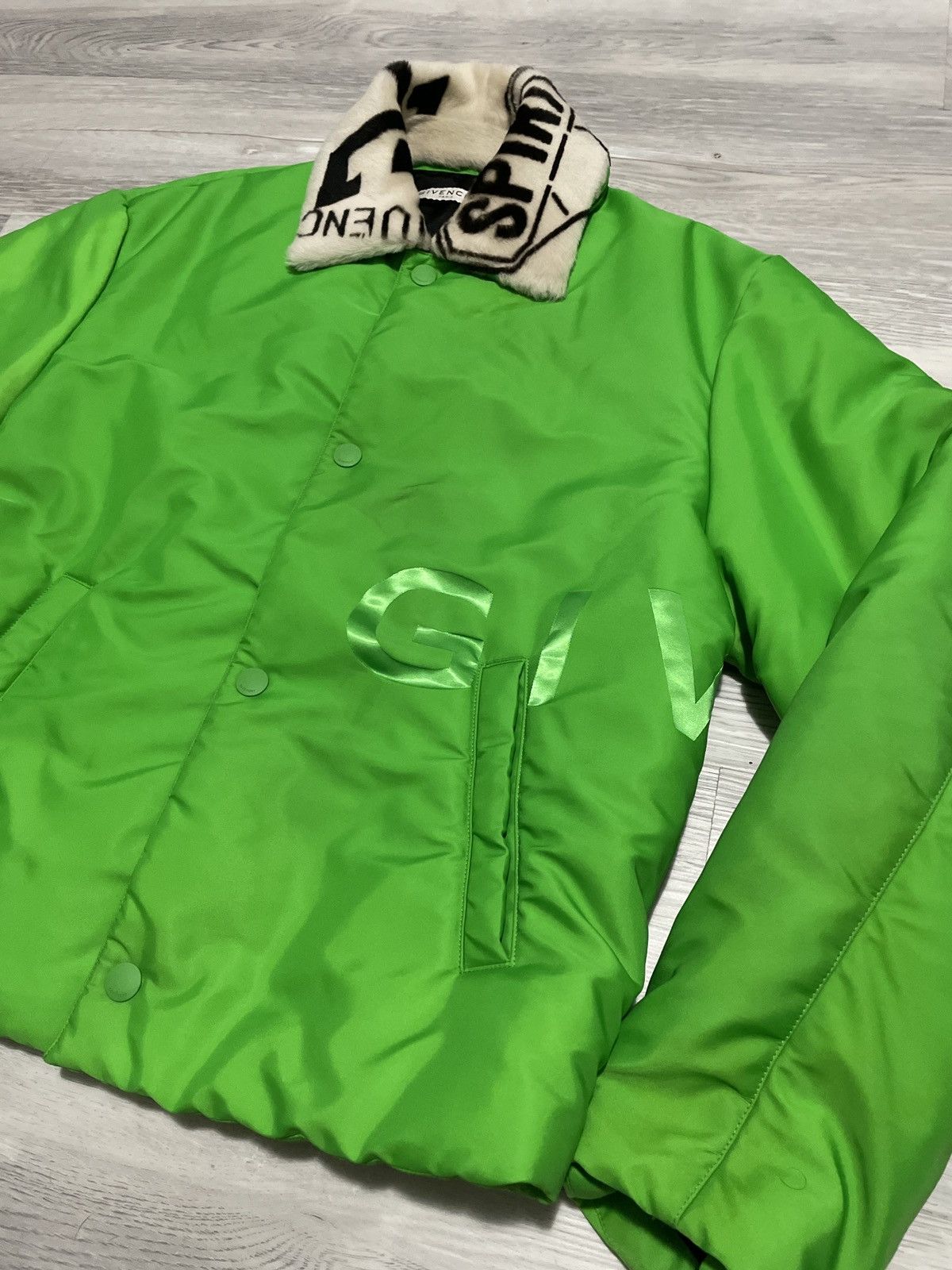 Givenchy Givenchy Neon Green Shearling Jacket Size US M / EU 48-50 / 2 - 7 Thumbnail