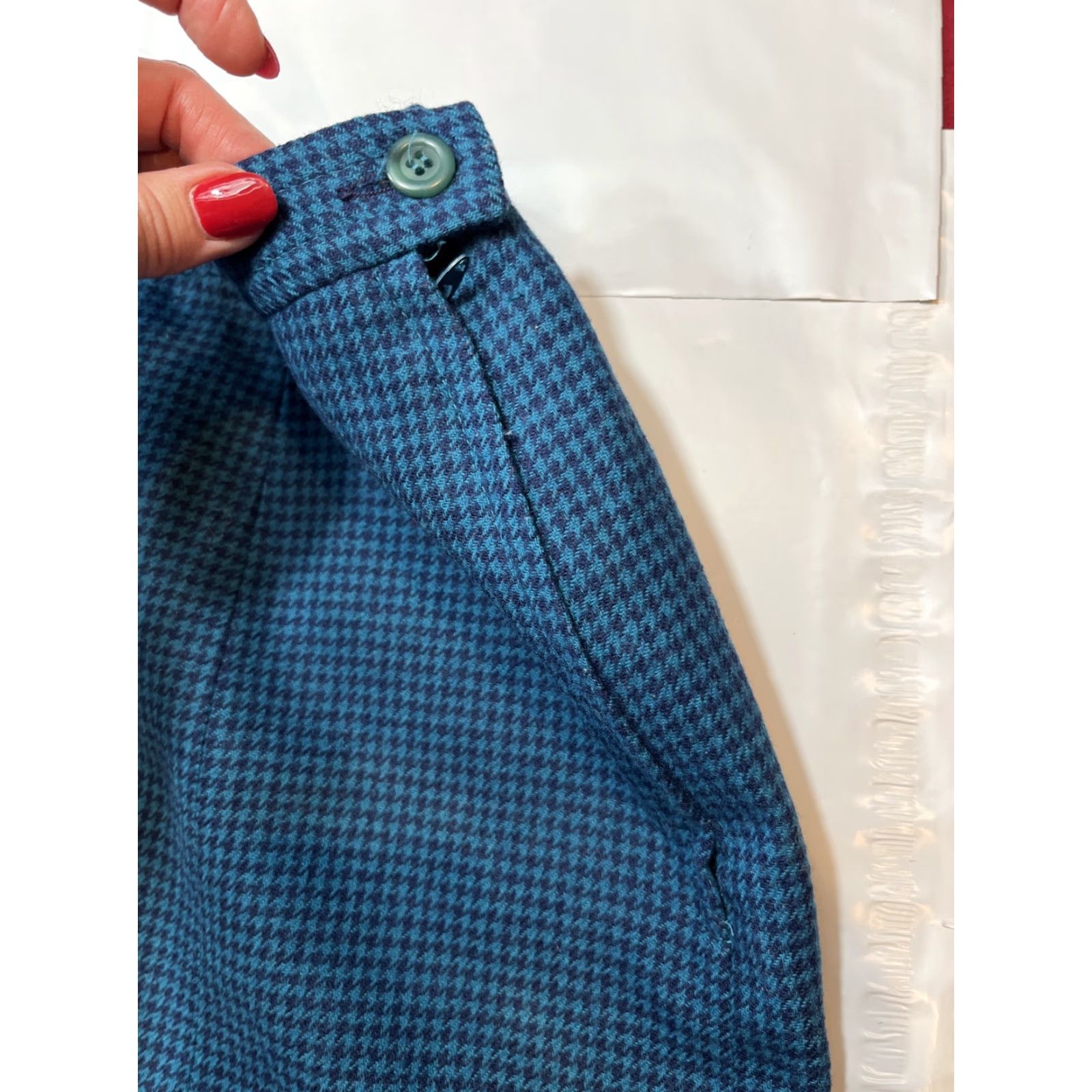 Pendleton VINTAGE Pendleton Blue Virgin Wool Skirt Midi Side Zip Lined Stretch Waist 16 Women Wool Button Navy Turquoise A-Line Size 38" / US 16 / IT 52 - 7 Thumbnail