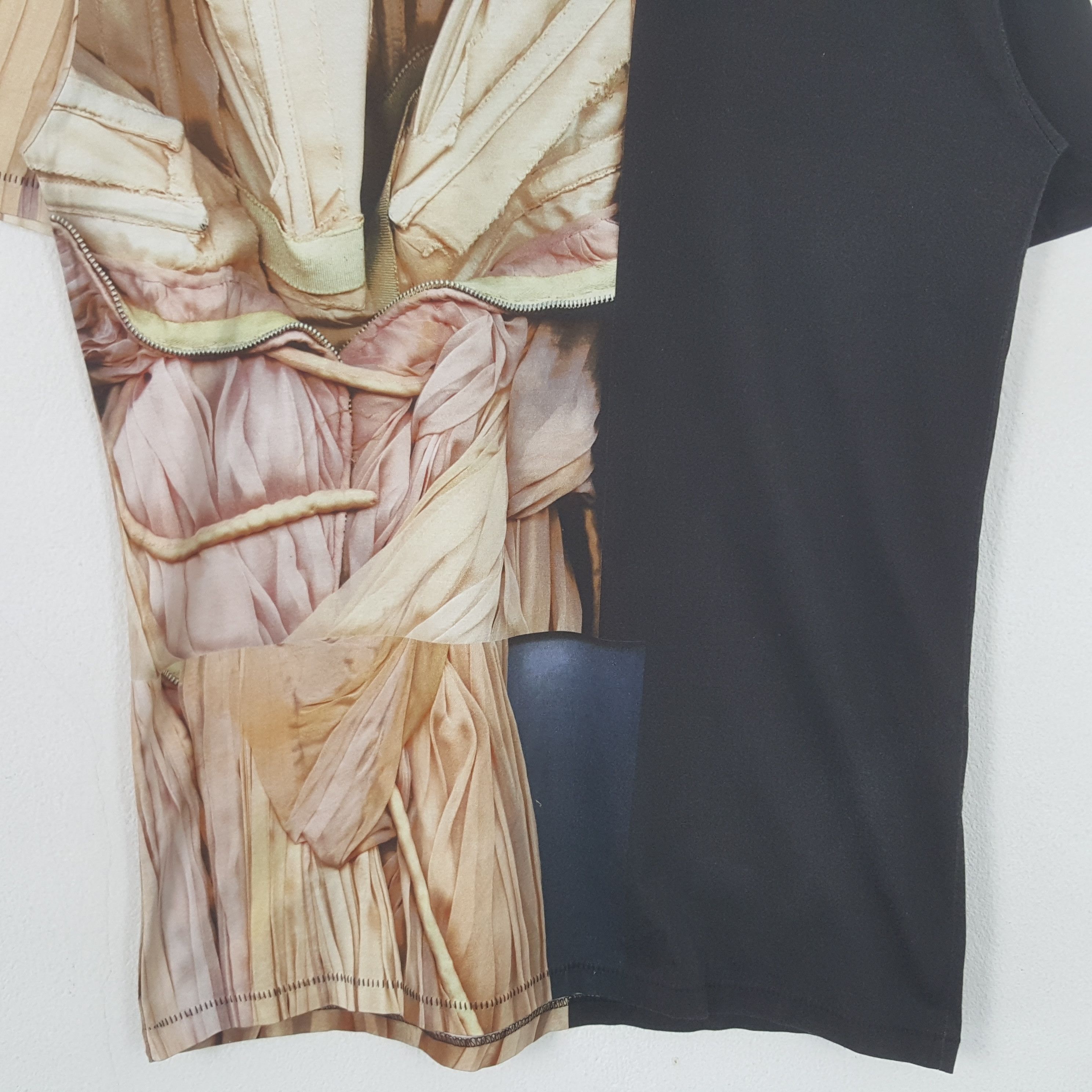 Acne Studios Vintage Acne Studio Designer Brand Tshirt RR11 Size US M / EU 48-50 / 2 - 2 Thumbnail