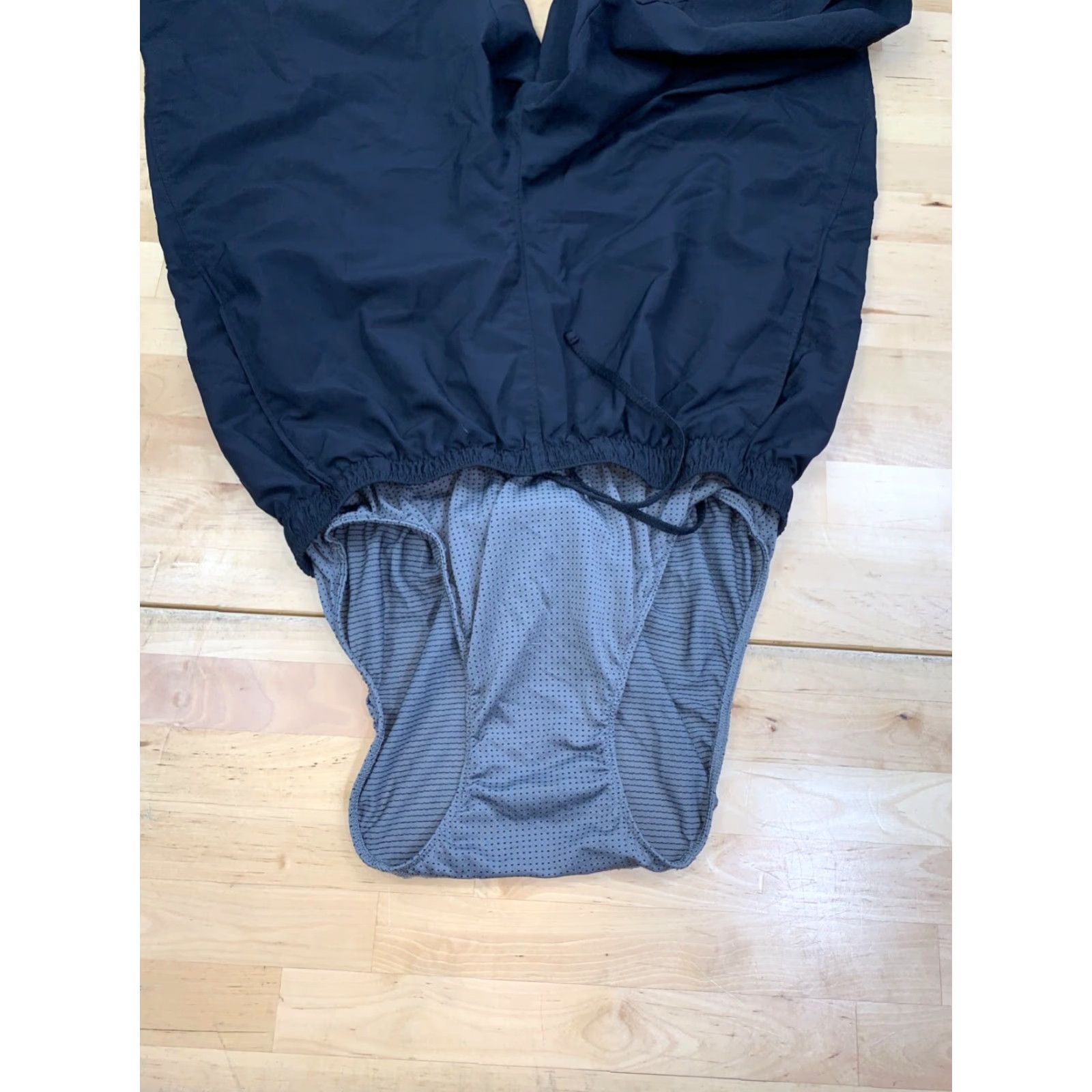 Under Armour Under armour Shorts Mens S Black Lined Fitted Activewear Gym Training Size US 29 - 3 Thumbnail