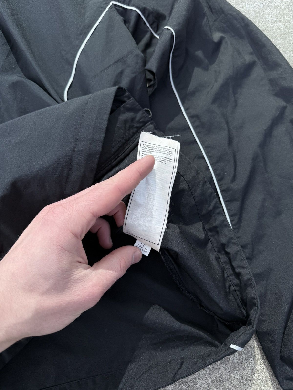Nike × Vintage Vintage Nike Y2K avantgarde streetwear jacket Size US S / EU 44-46 / 1 - 16 Thumbnail