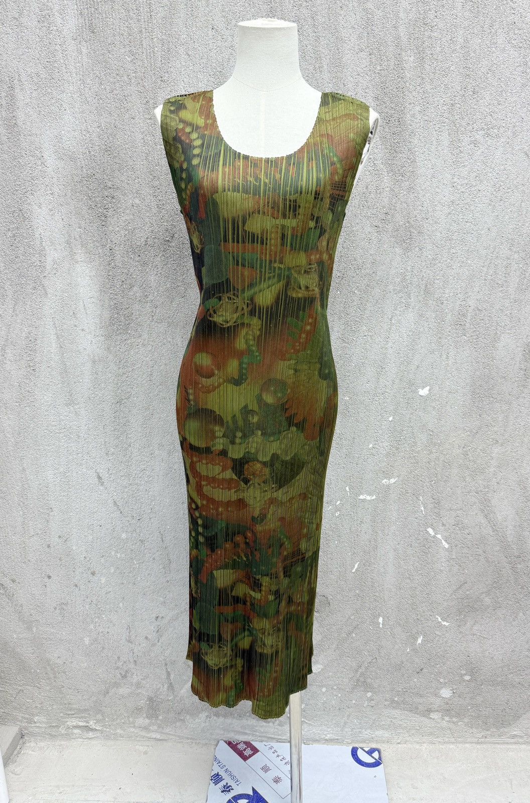 Issey Miyake × Pleats Please Issey Miyake Tadanori Yokoo Green Retro Psychedelic Pattern Dress Size ONE SIZE - 1 Thumbnail