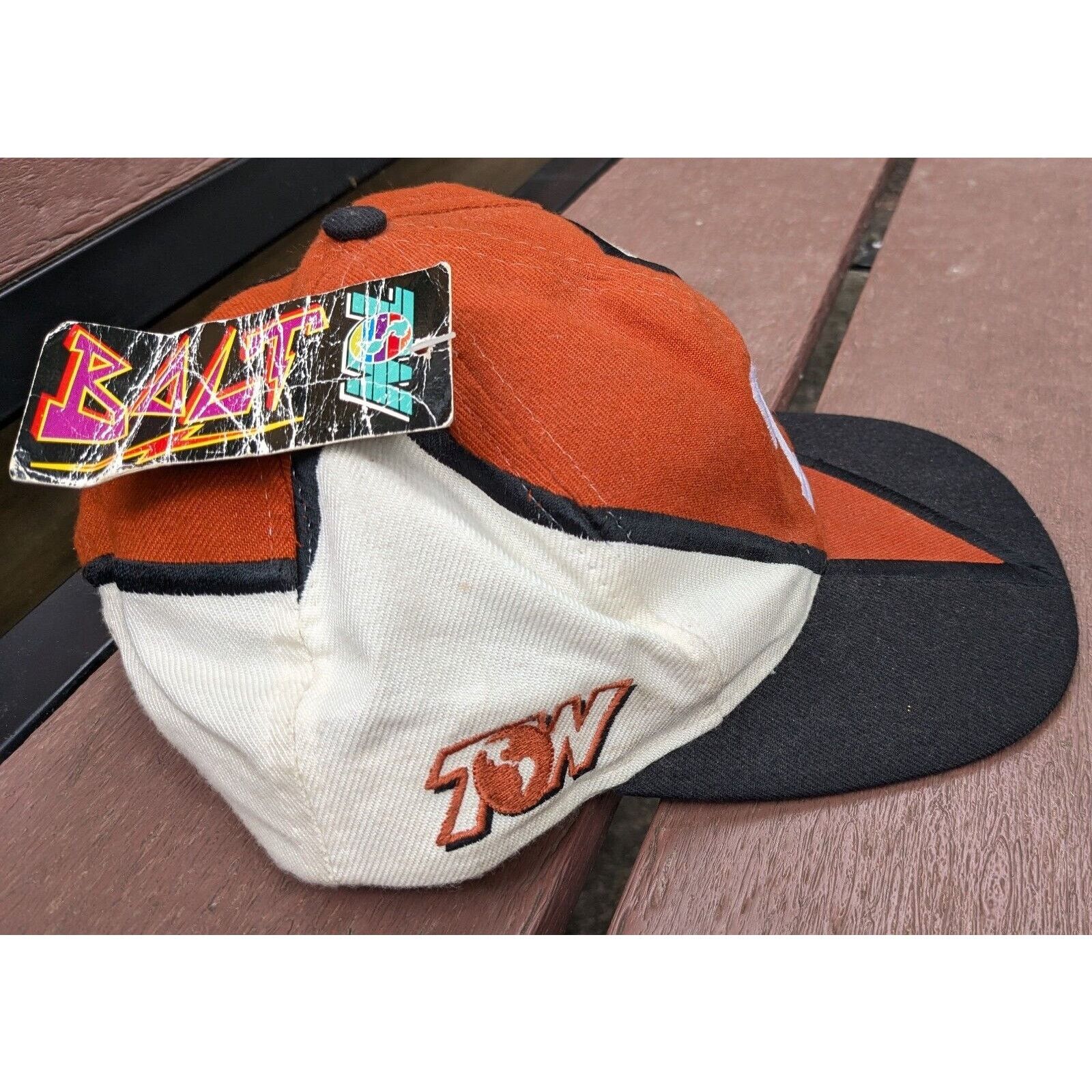 Sports Specialties WOW! NWT Texas UT 90s BOLT TOW snapback Longhorns hat vtg Size ONE SIZE - 5 Thumbnail