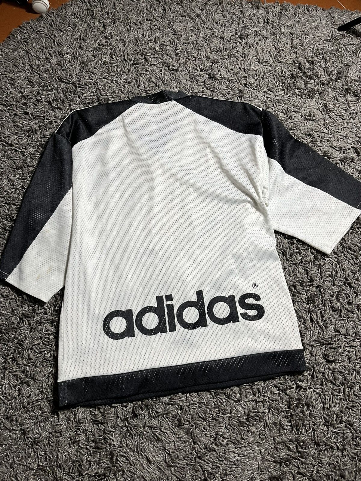 Adidas ADIDAS NEW CASTLE VINTAGE 1990’s SNAKE HOCKEY JERSEY Size US S / EU 44-46 / 1 - 6 Thumbnail