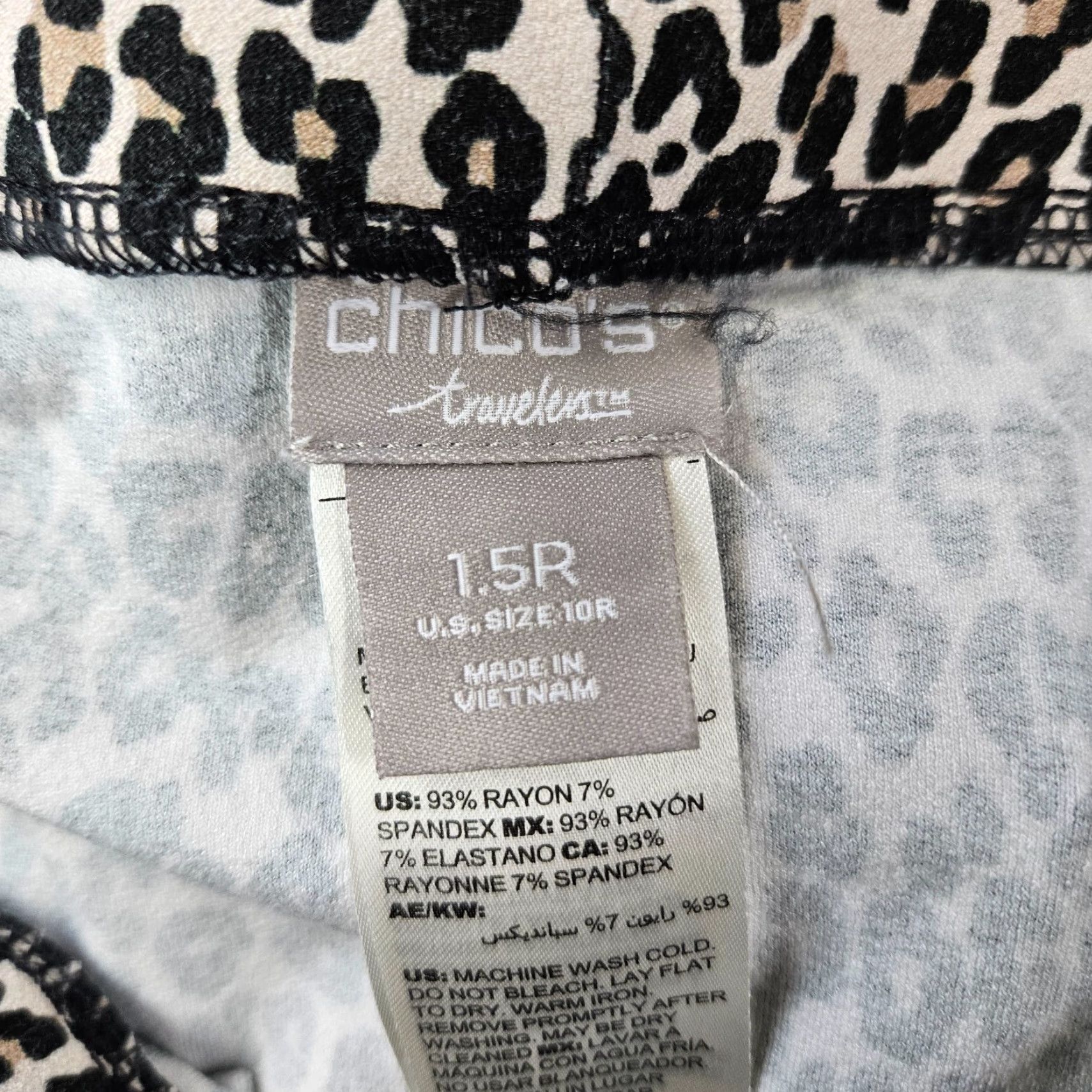 Vintage Chicos Travelers Womens Pants Sz 10 Black Brown Animal Print Pull On Mid Rise Shirt? Size 32" / US 10 / IT 46 - 6 Thumbnail