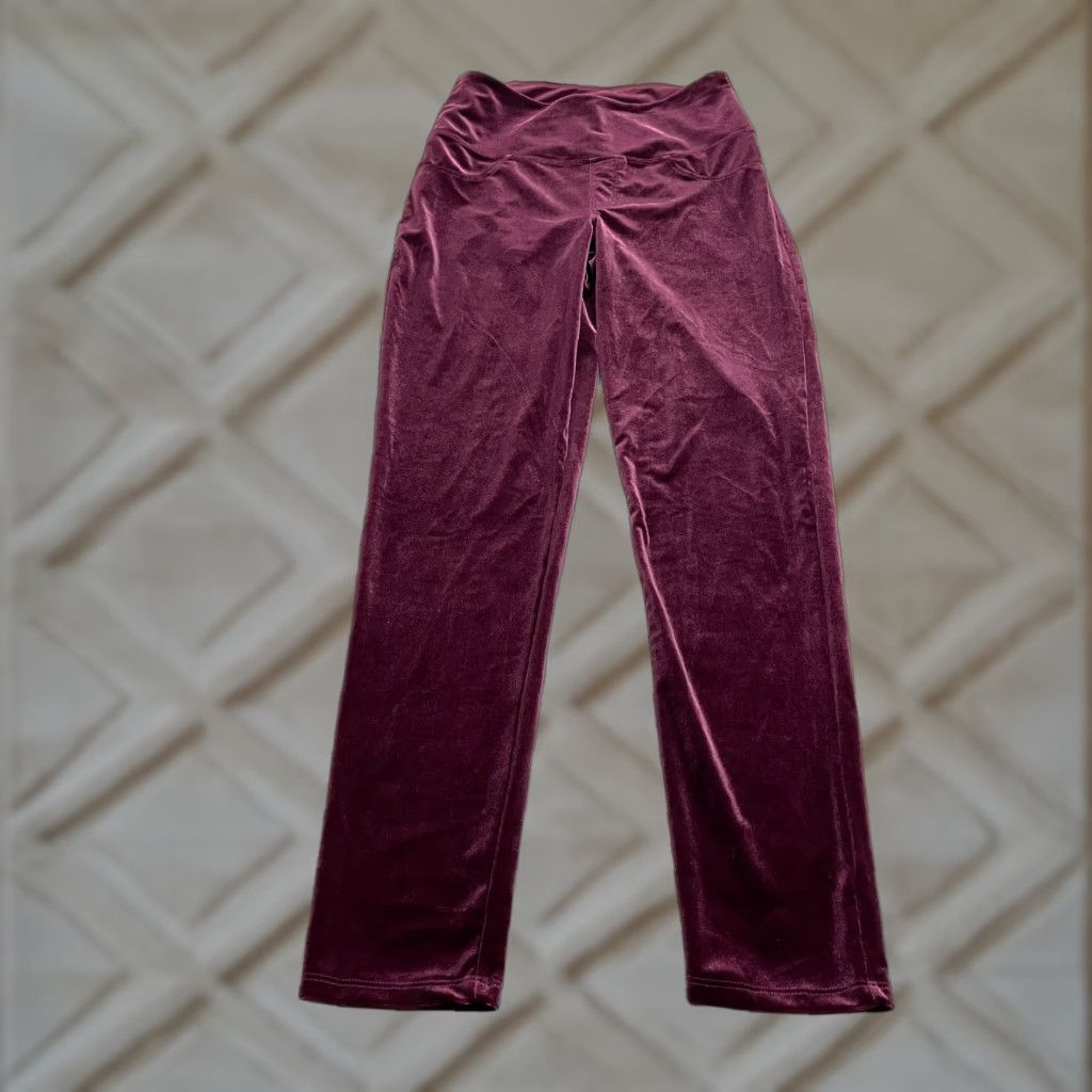Velvet Ruby Ribbon Women’s Medium Red Velvet Leggings Soft Comfort 26x29 Size 32" / US 10 / IT 46 - 1 Thumbnail