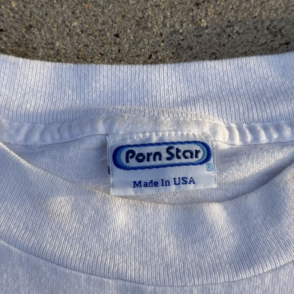 Vintage Vintage 90’s Porn Star Miami Sleeveless Cutoff T-Shirt Size US L / EU 52-54 / 3 - 10 Thumbnail