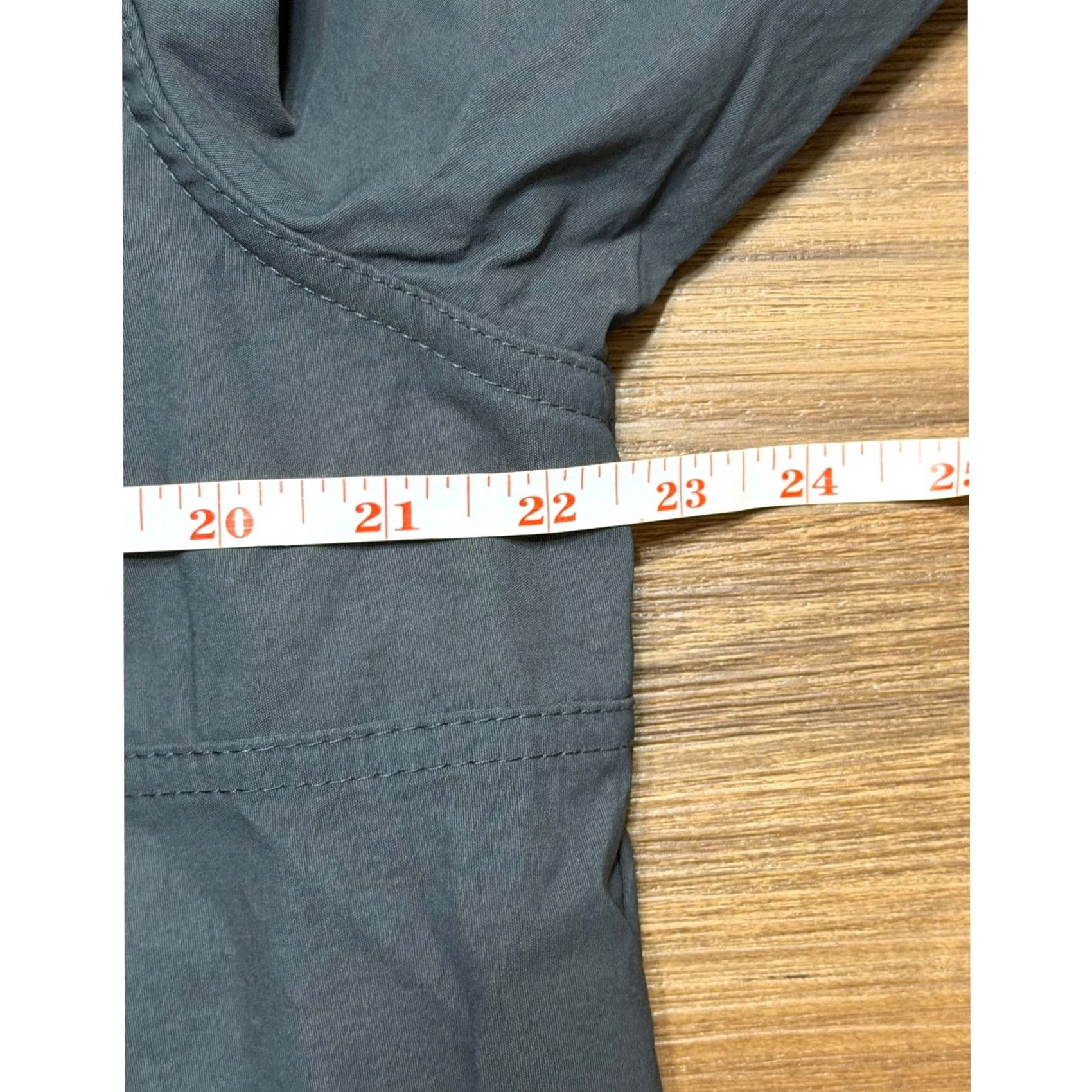 Orvis Orvis Lightweight Nylon Full Zip Windbreaker Bomber Jacket Gray Sz L Mens Size US L / EU 52-54 / 3 - 7 Thumbnail