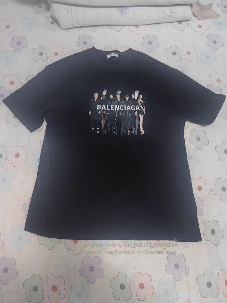 Balenciaga Balenciaga Black Portrait Short-sleeve T-Shirt, Size L Size US L / EU 52-54 / 3 - 1 Thumbnail