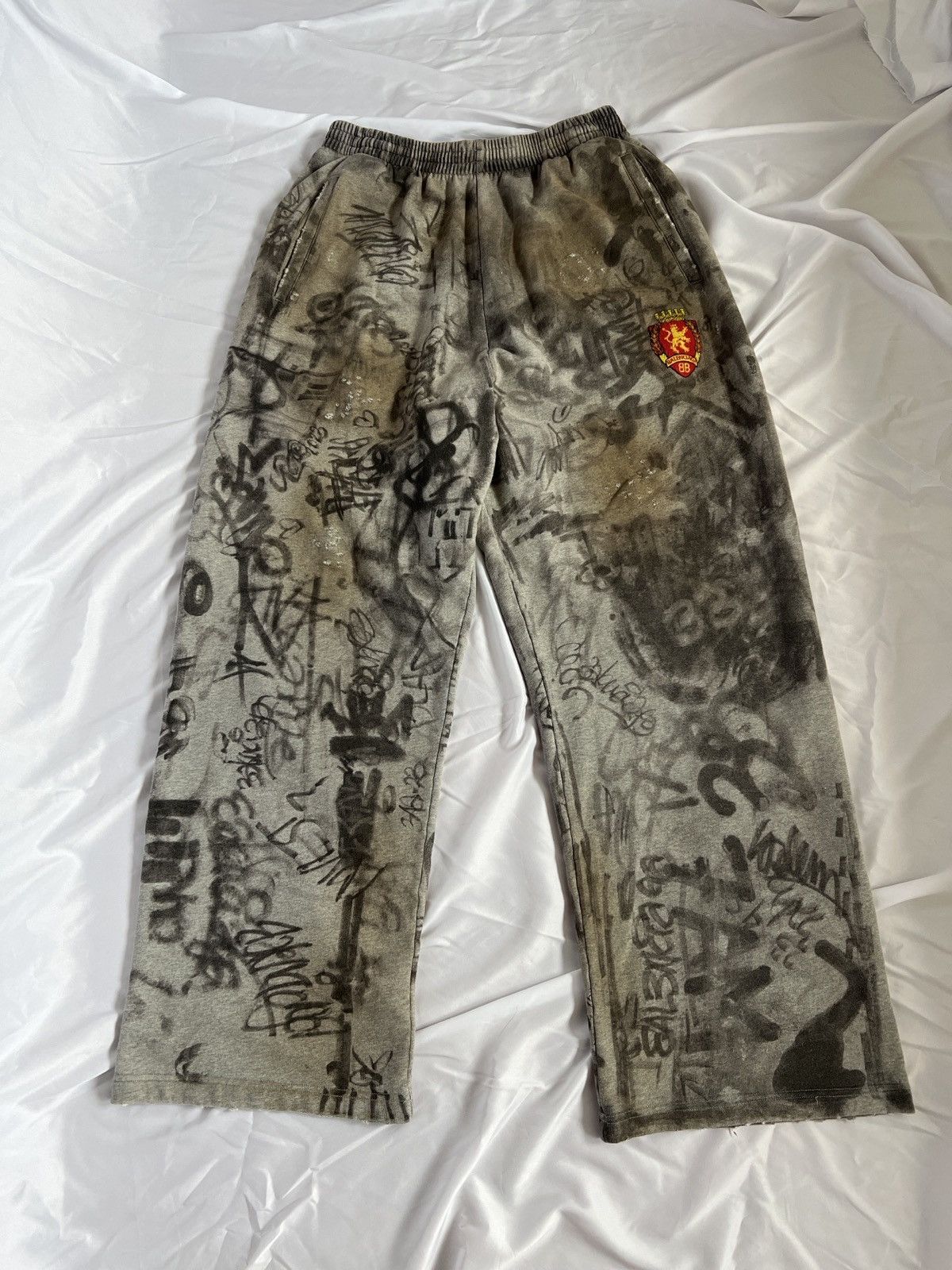 Balenciaga Balenciaga SS23 Grey Graffiti Skate Jogger Sz. S Size US 30 / EU 46 - 3 Thumbnail