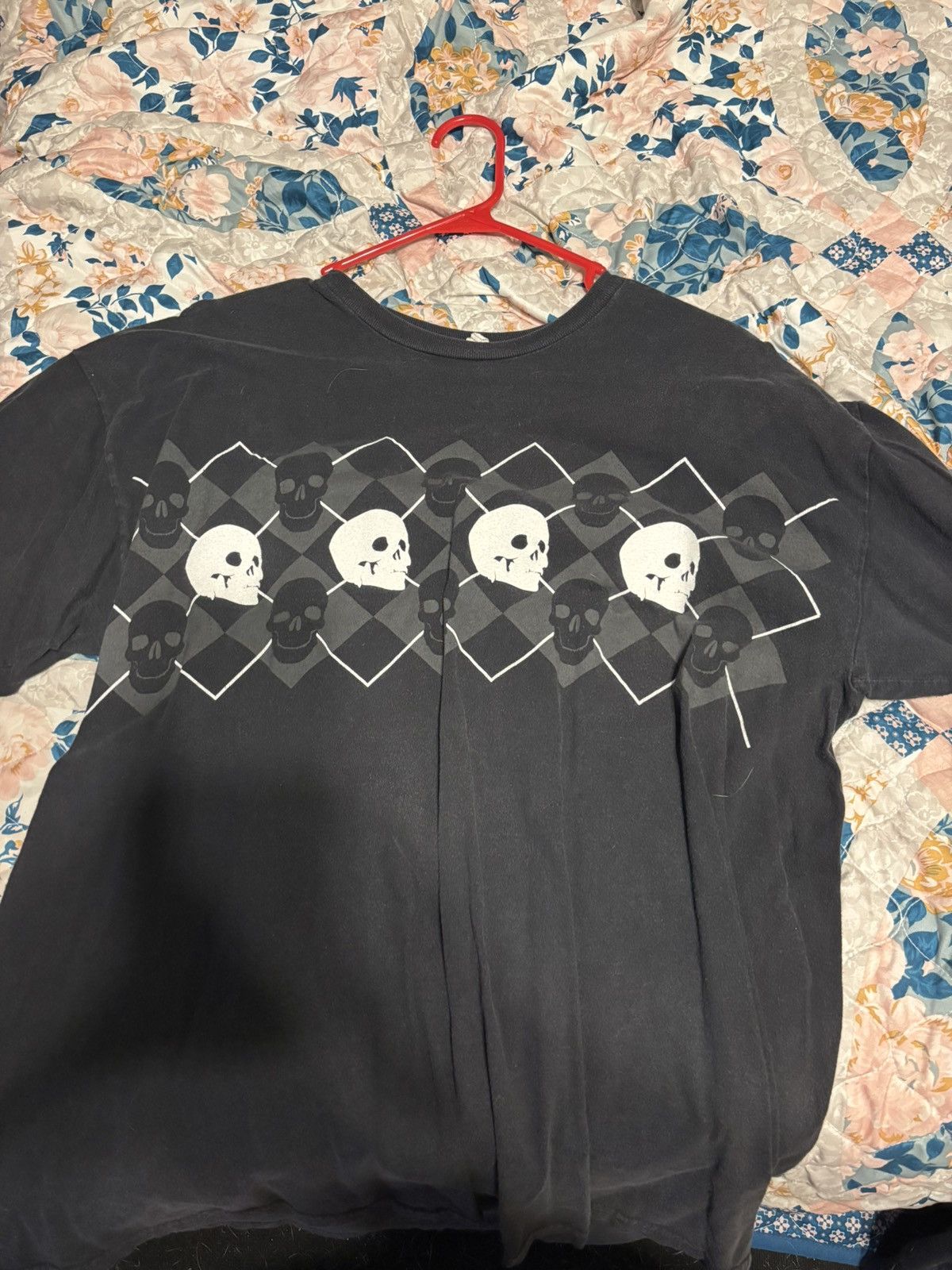 Alstyle Vintage black & white skull Y2K T-Shirt Size US XL / EU 56 / 4 - 1 Thumbnail