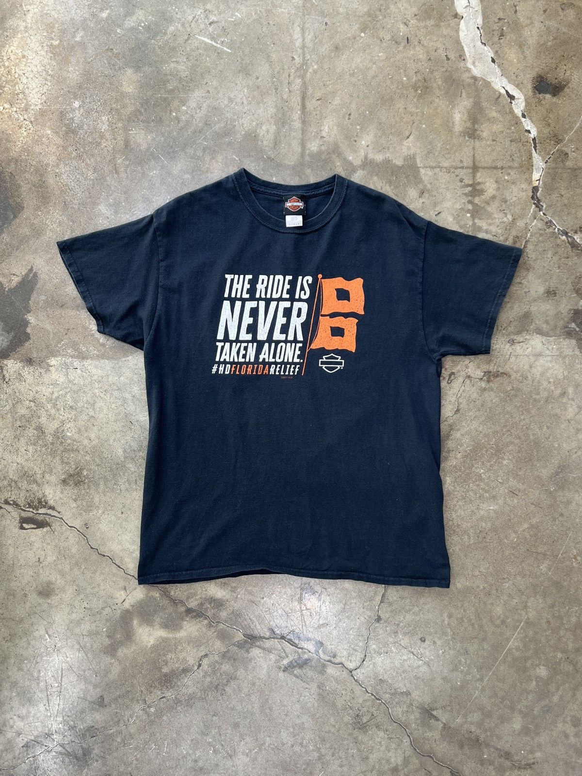 Harley Davidson × Vintage Harley Davidson Never Taken Alone Motorcycle Tee Large Size US L / EU 52-54 / 3 - 2 Thumbnail