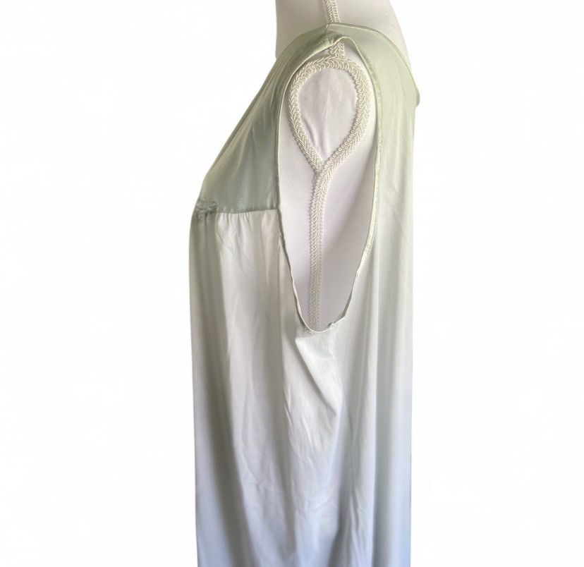 Other Vintage Vanity Fair Blue Embroidered Floral Slip Dress Sz XL Size ONE SIZE - 11 Thumbnail