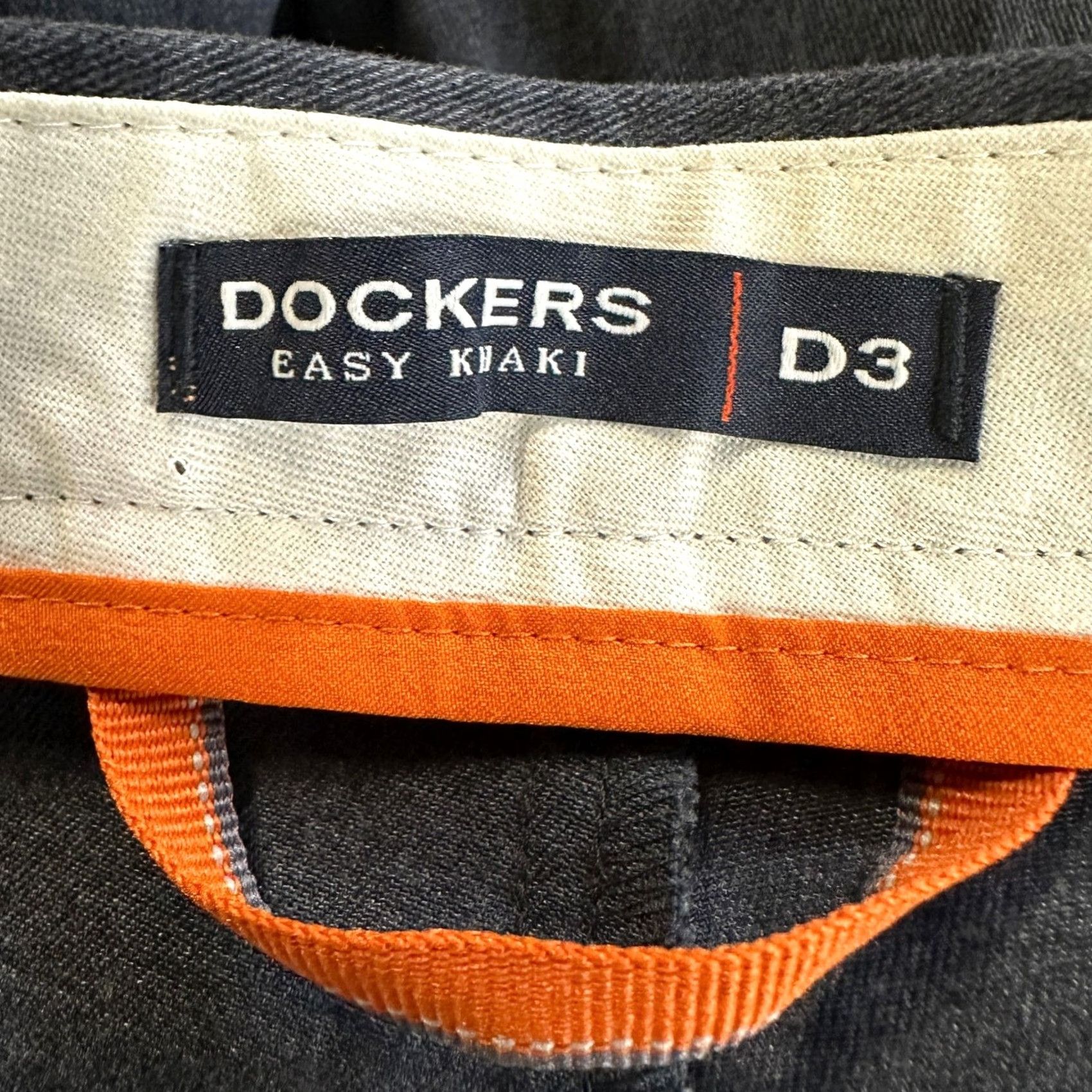 Dockers Dockers D3 Pants Easy Khaki Mens 36X29 Gray Classic Fit Flat Front Casual NEW Size US 36 / EU 52 - 4 Thumbnail