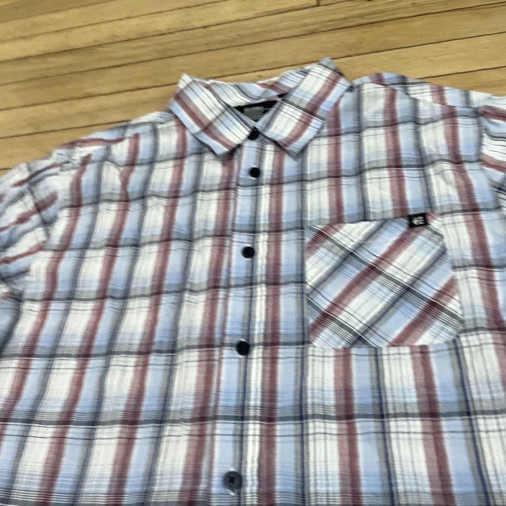 Etnies VINTAGE ETNIES Button-Up Shirt Men XL SKATE Y2k Streetwear Red White Blue Plaid Casual Classic Size US XL / EU 56 / 4 - 4 Thumbnail
