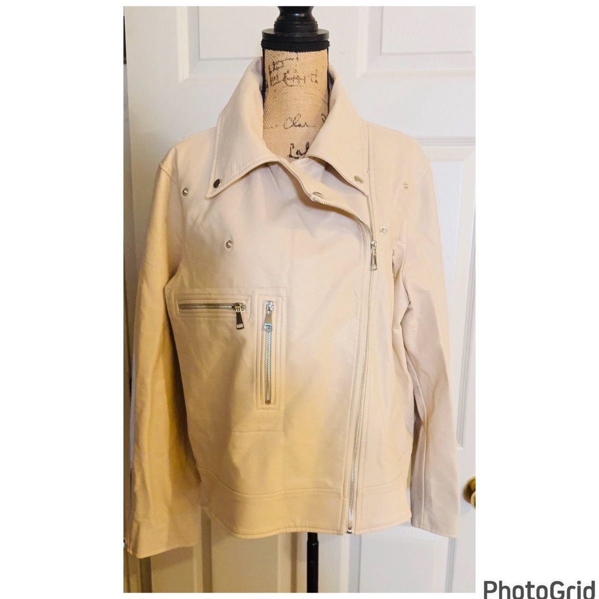 Elizabeth and James Anthropologie Elizabeth & James Faux Leather Moto Jacket Size XXL / US 16-18 / IT 52-54 - 3 Thumbnail