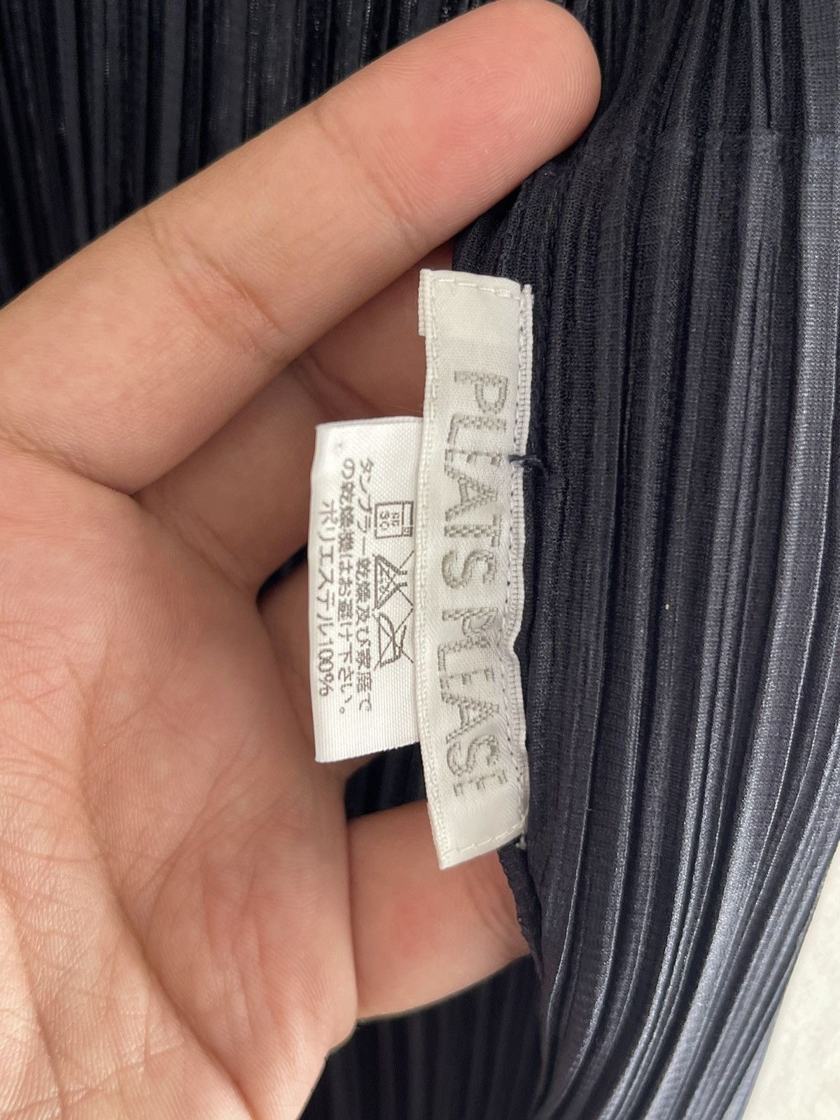 Issey Miyake × Pleats Please Issey Miyake Issey Miyake Pleats Please Cardigan Navy 2 Pockets Size ONE SIZE - 8 Thumbnail