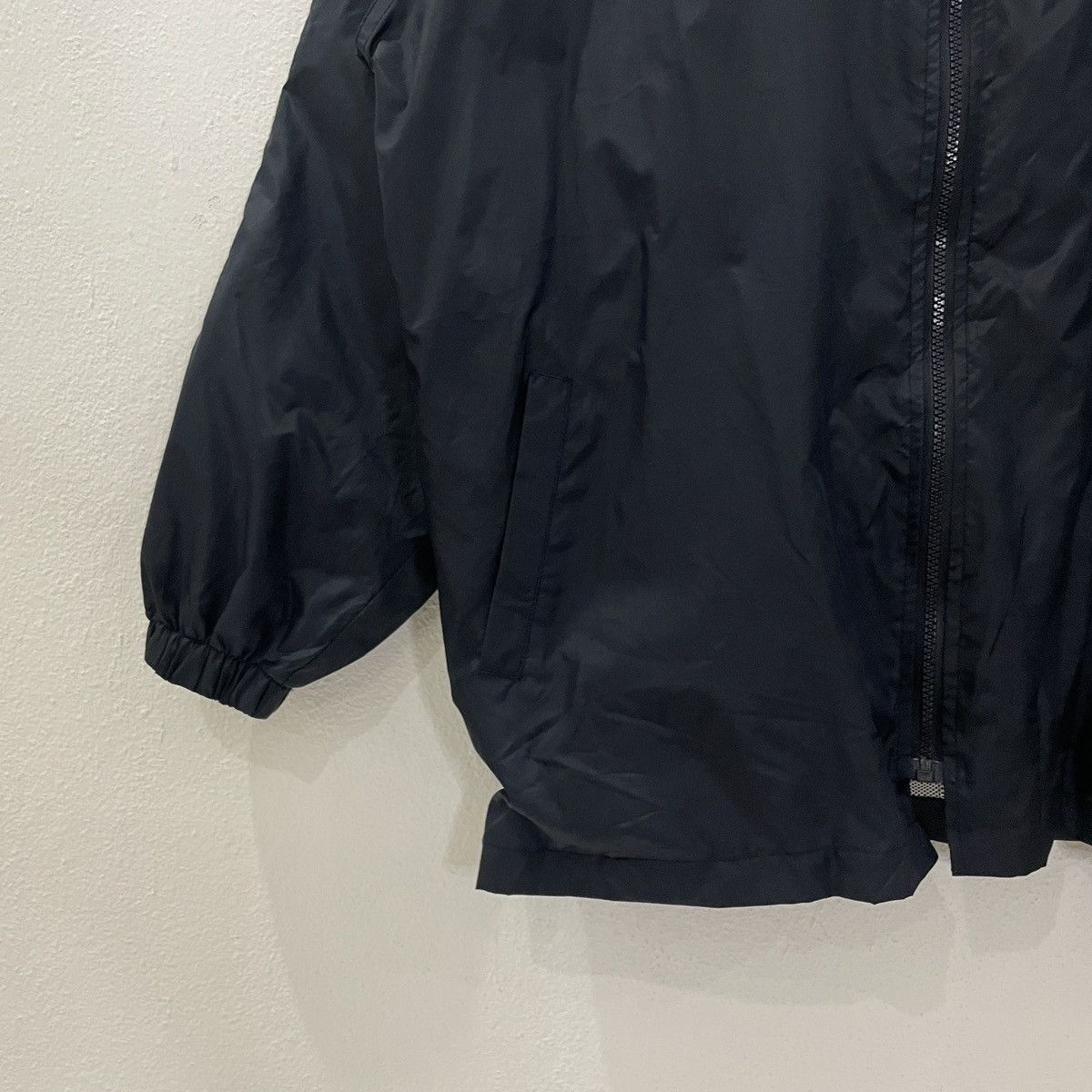 Karl Kani Vintage Karl Kani Sports Windbraker Jacket Size US XL / EU 56 / 4 - 9 Thumbnail