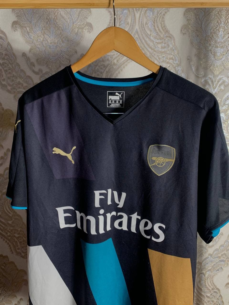Puma × Vintage VERY RARE PUMA FC ARSENAL LONDON ENGLAND SOCCER JERSEY Y2K Size US XL / EU 56 / 4 - 2 Thumbnail