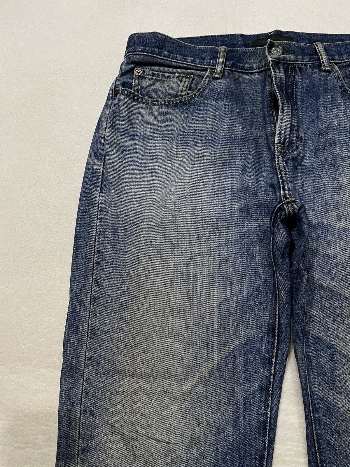 Uniqlo Vintage Uniqlo Diatress Faded Dark Blue Jeans Size US 35 - 5 Thumbnail
