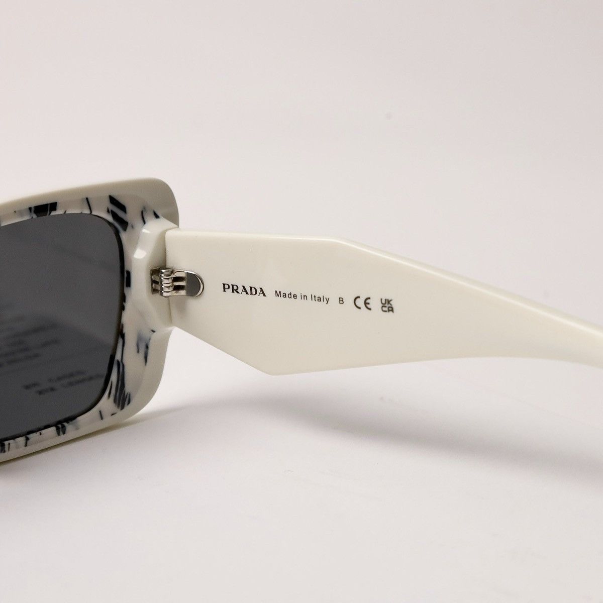 Prada PRADA 0PR 08YS SUNGLASSES Size ONE SIZE - 4 Thumbnail