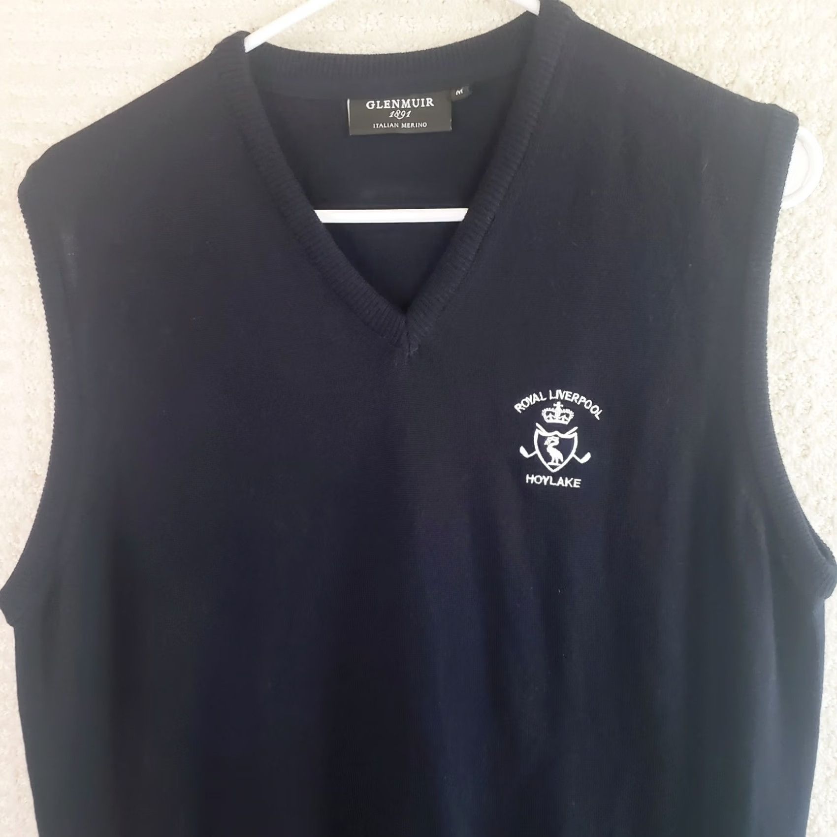 Logo 7 VINTAGE Glenmuir Wool Vest Sweater Men M Black Logo V-Neck Knit Wool Golf Royal Liverpool Hoylake 90s 00s Mens Size US M / EU 48-50 / 2 - 2 Thumbnail