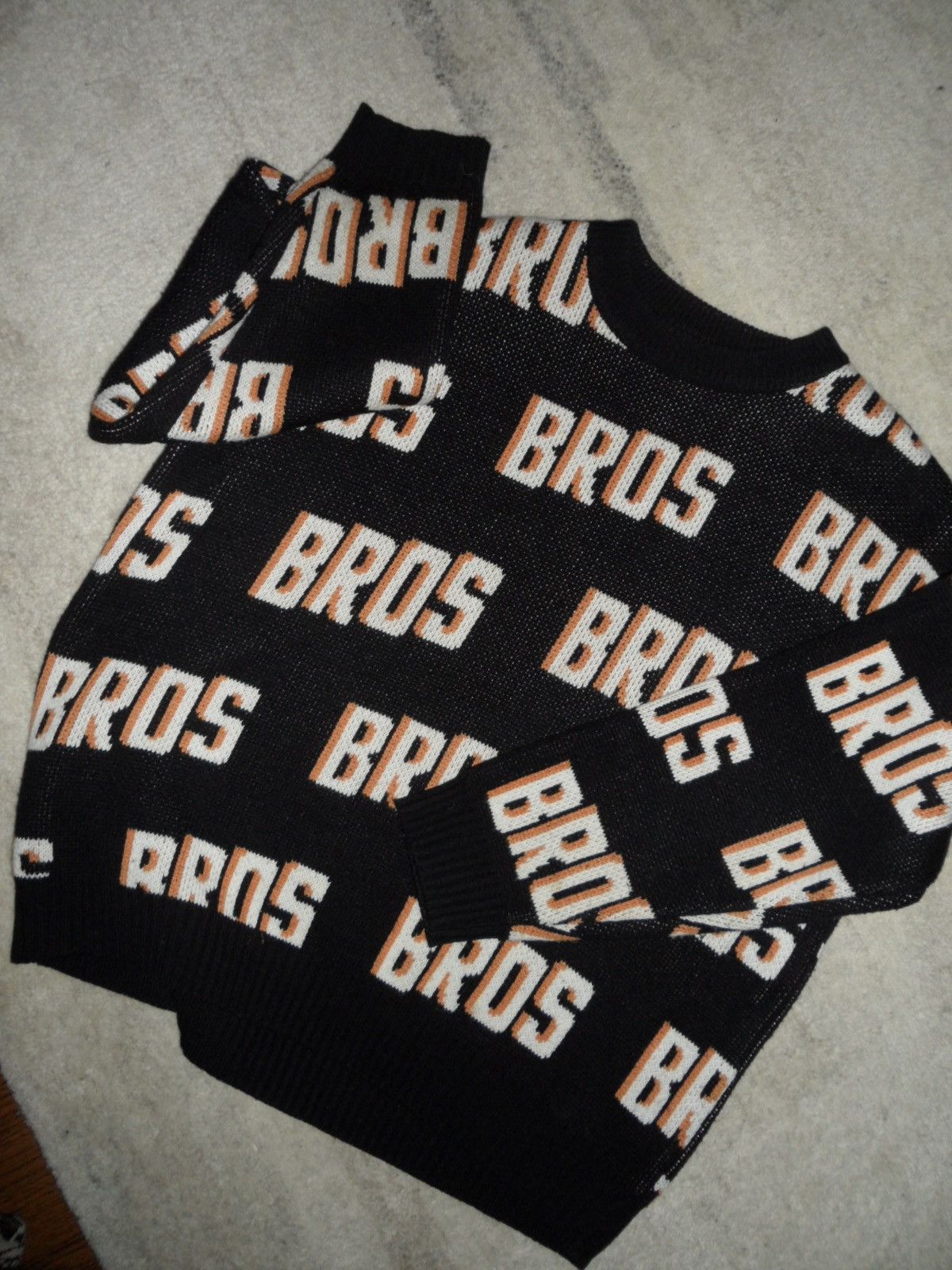 Other Bros Sweater (Neoity) Size US L / EU 52-54 / 3 - 1 Preview