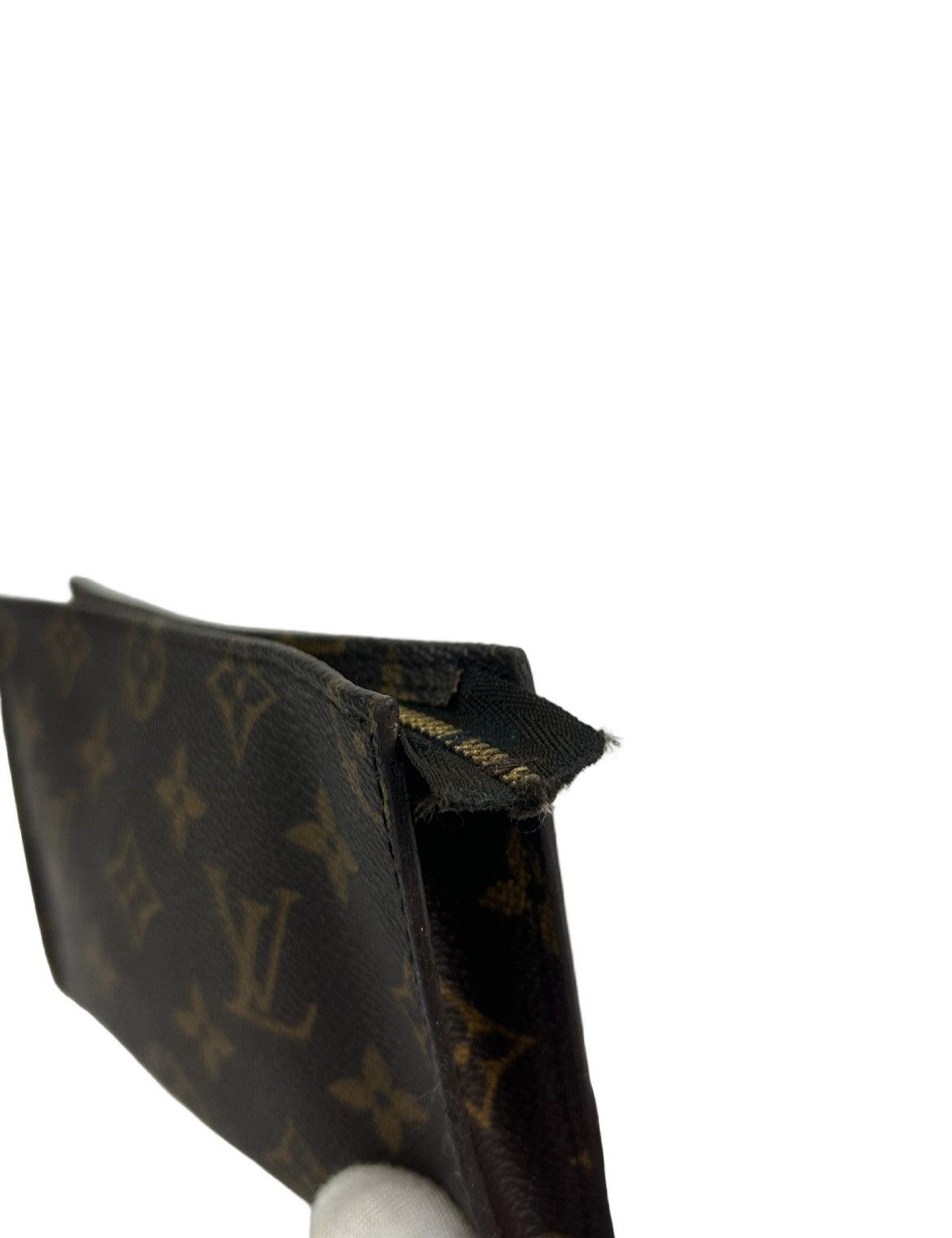 Louis Vuitton Louis Vuitton Monogram Toiletry Pouch Size ONE SIZE - 4 Thumbnail