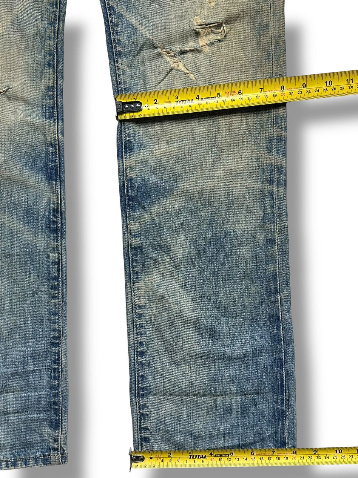 Uniqlo Uniqlo UJ Straight Leg Japan Jean Distressed & Mudwash Faded Size US 33 - 20 Thumbnail