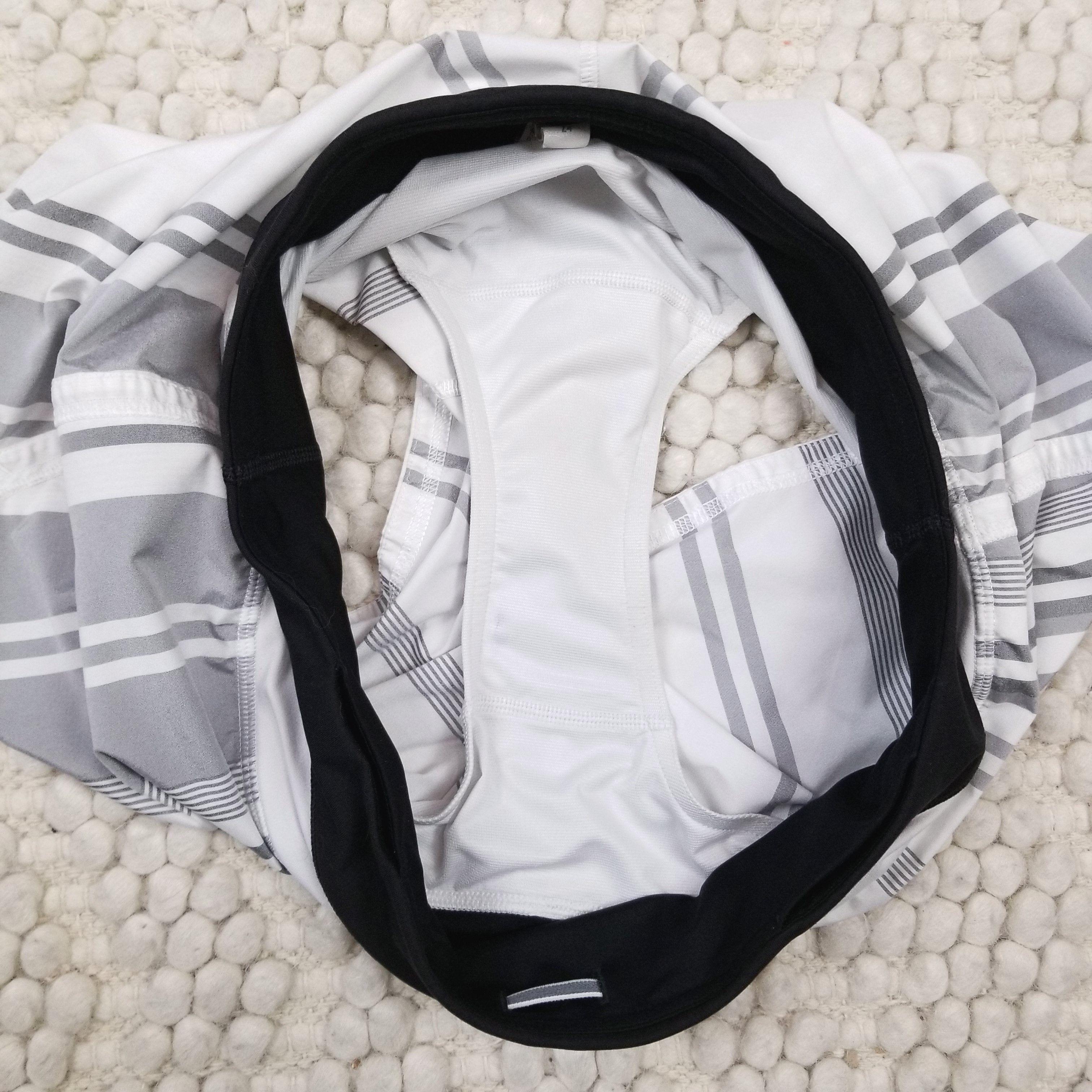 Lululemon Groovy Run Short Size 30" / US 8 / IT 44 - 3 Thumbnail