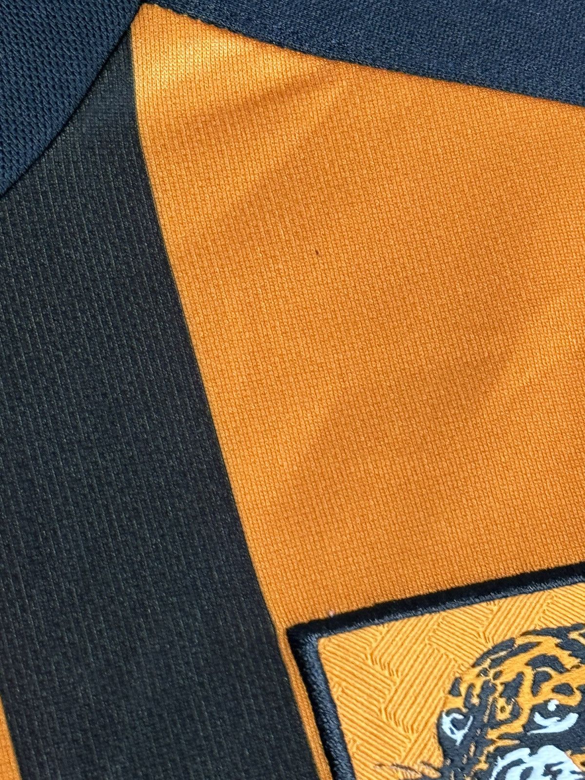 Umbro Hull City 17/18 Home Football Jersey Size US S / EU 44-46 / 1 - 10 Thumbnail