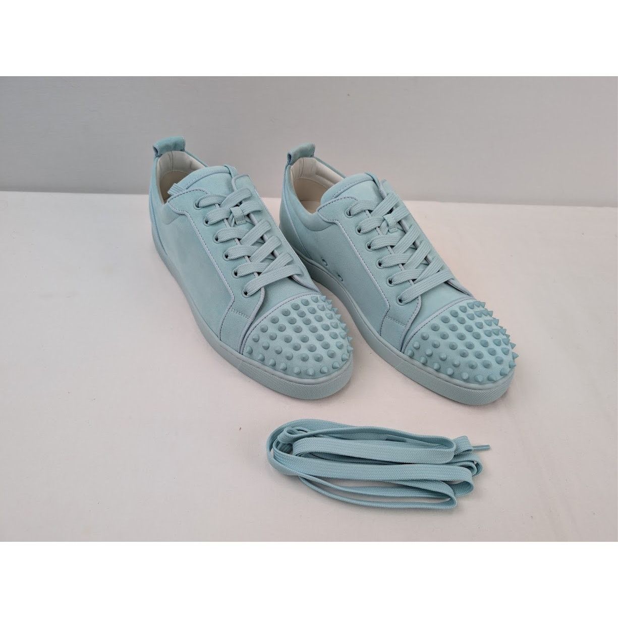 Christian Louboutin o1rshd1 Louis Junior Spikes Sneakers in Iceberg Size US 12.5 / EU 45-46 - 5 Thumbnail