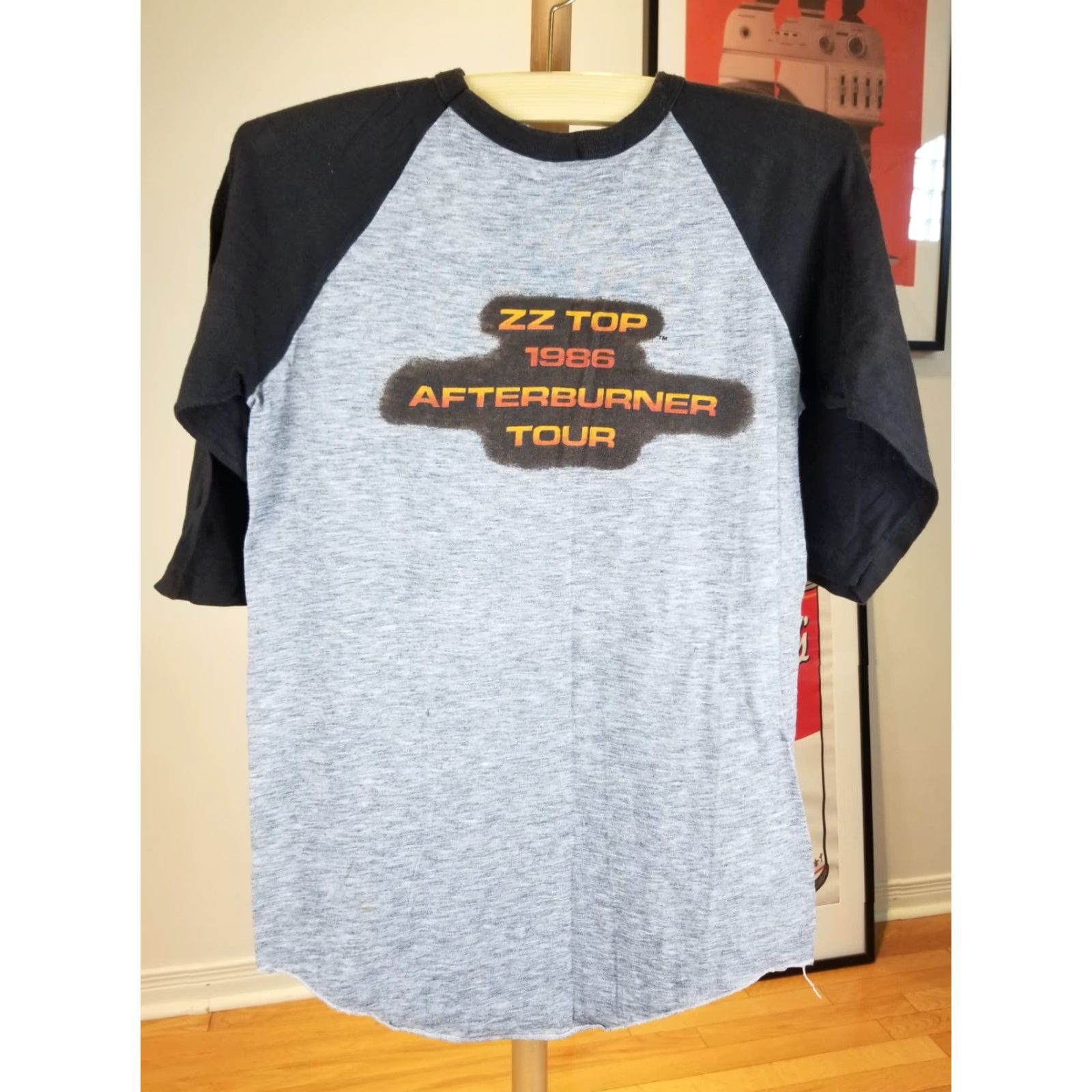Vintage VINTAGE ZZ TOP AFTERBURNER TOUR T-SHIRT SZ LARGE MENS Rock Band TOUR Gray Short Sleeve Crew Neck 86' 1980s USA Retro Concert Tee Size US L / EU 52-54 / 3 - 5 Thumbnail